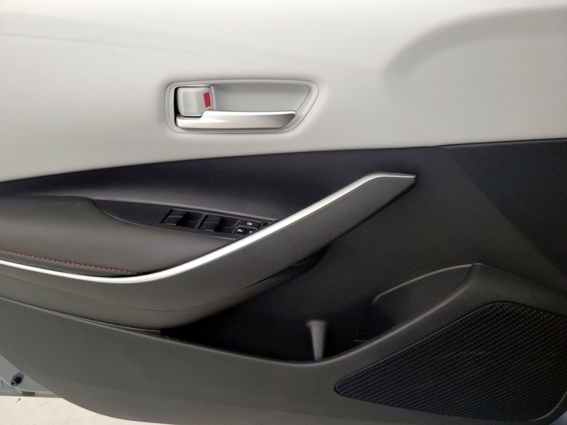 Thumbnail: 2024 Toyota Corolla - 12