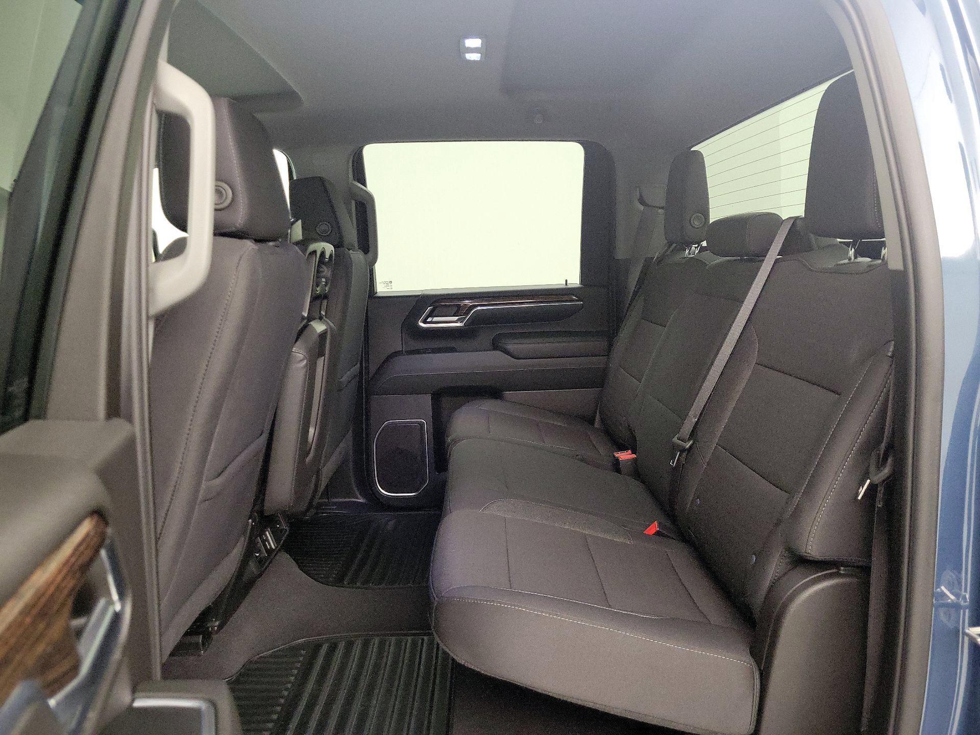 Thumbnail: 2024 GMC Sierra 2500 - 20
