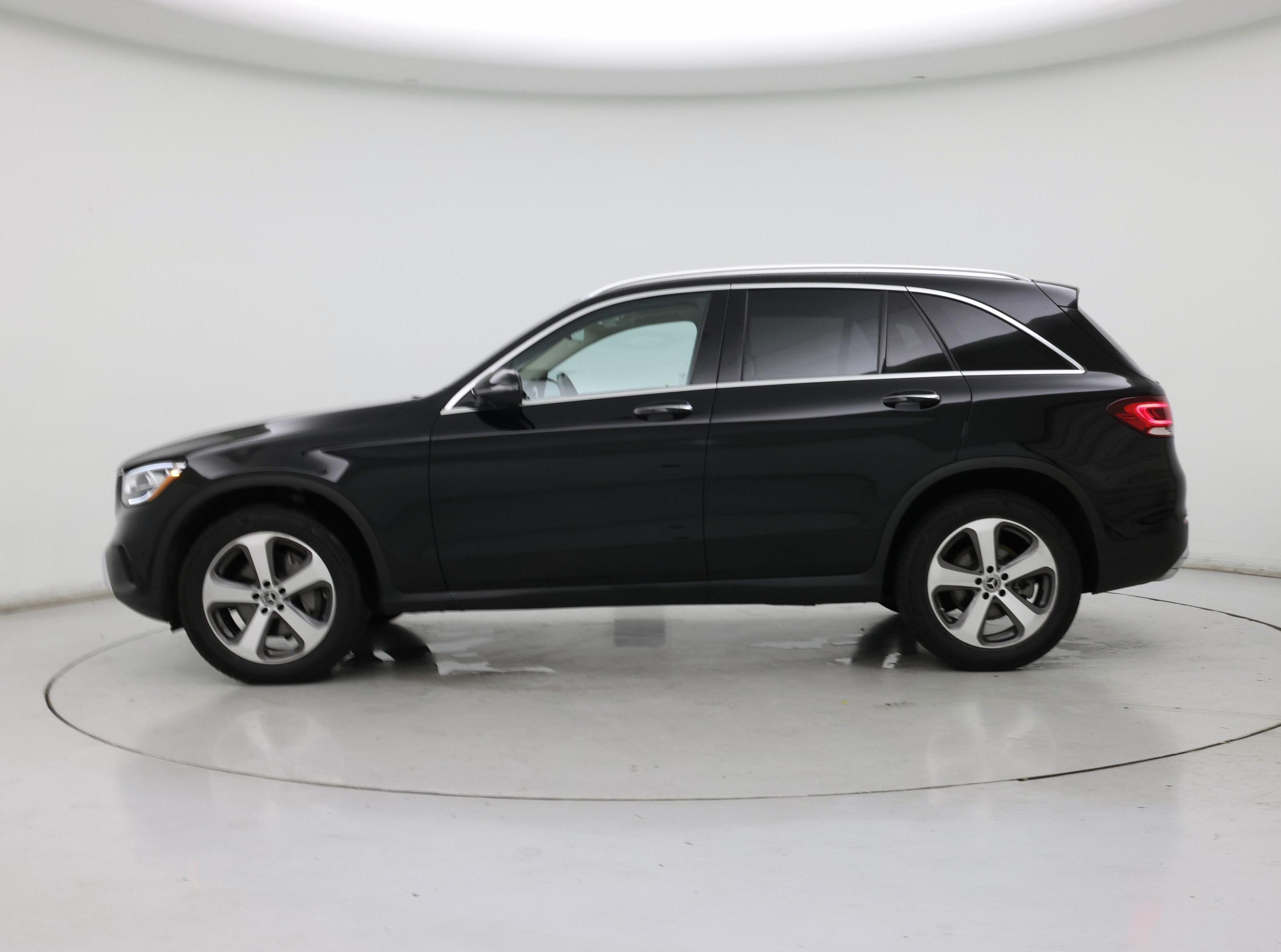 Thumbnail: 2022 Mercedes-Benz GLC - 3
