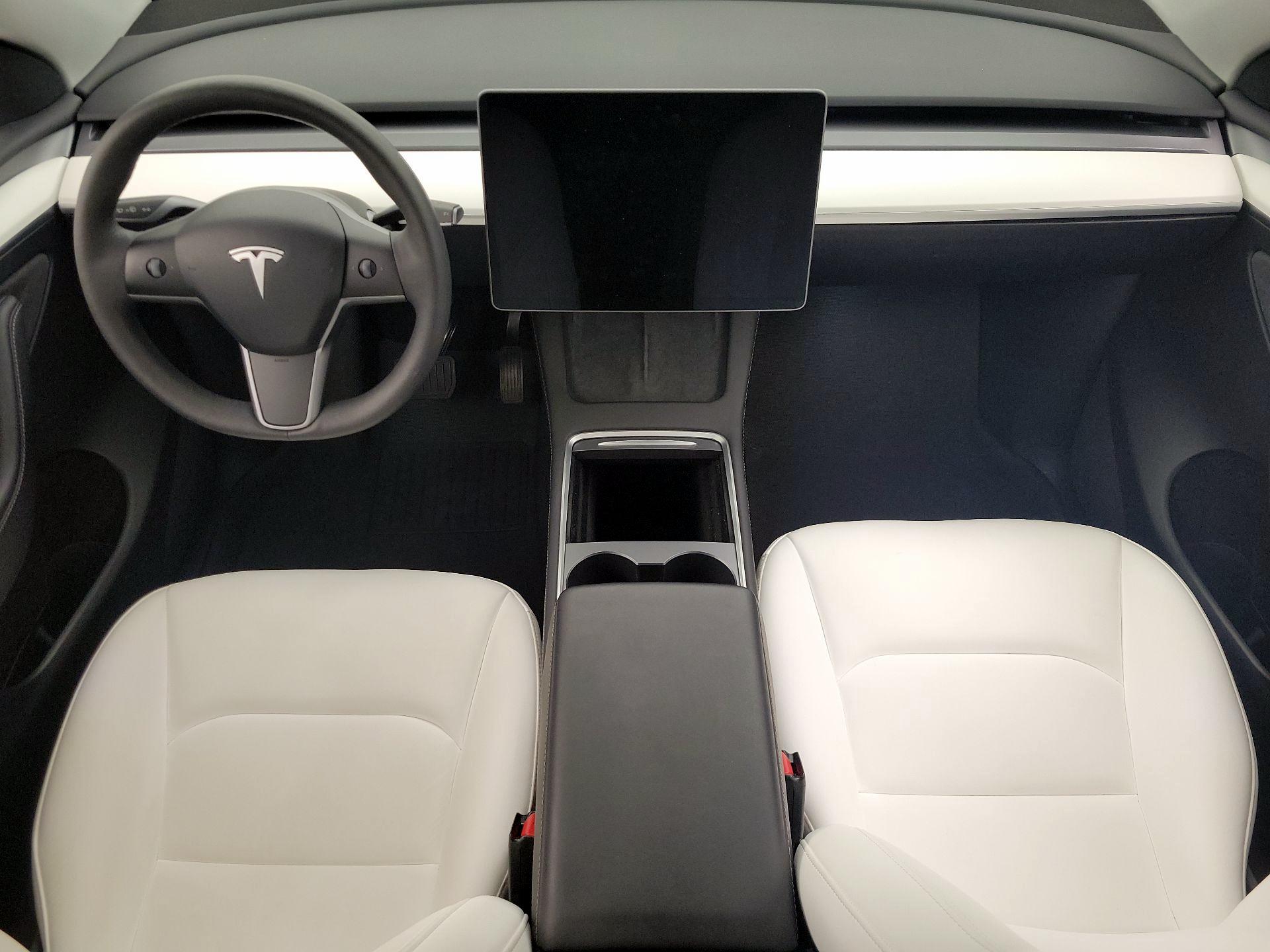 Thumbnail: 2023 Tesla Model Y - 9