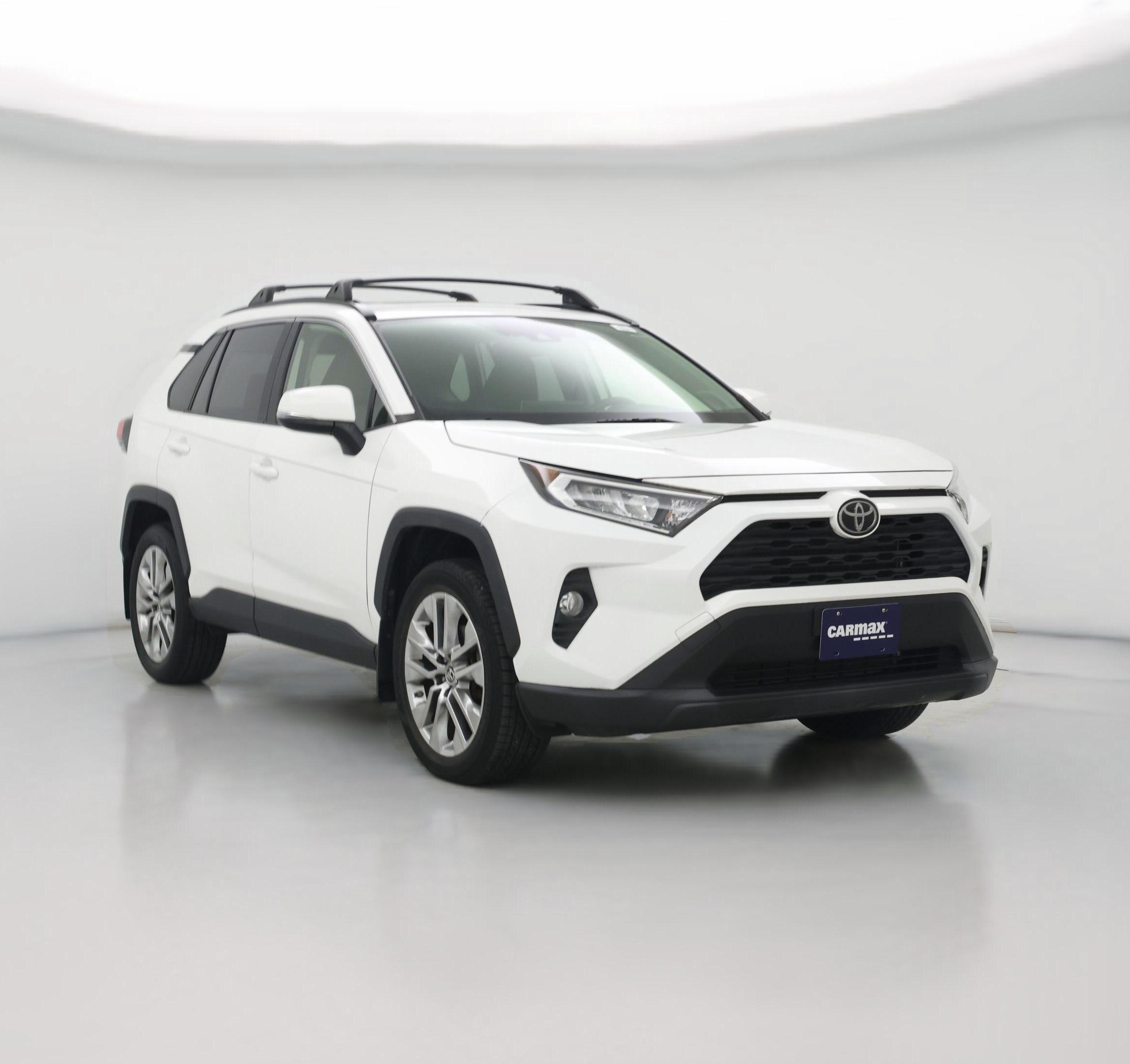 Thumbnail: 2019 Toyota RAV4 - 1