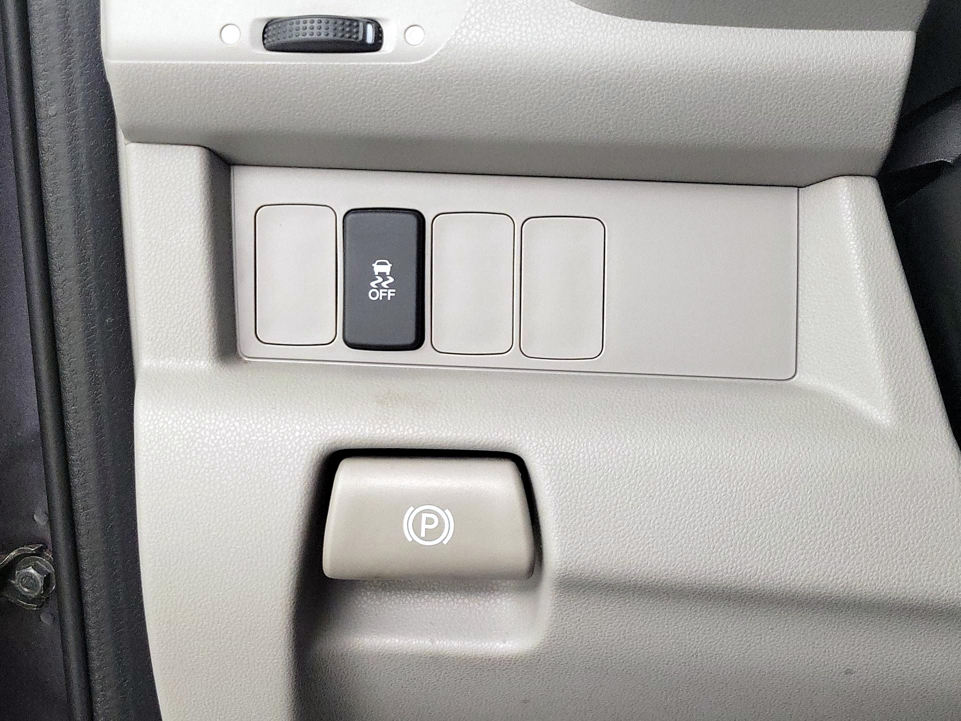 Thumbnail: 2015 Honda Pilot - 13