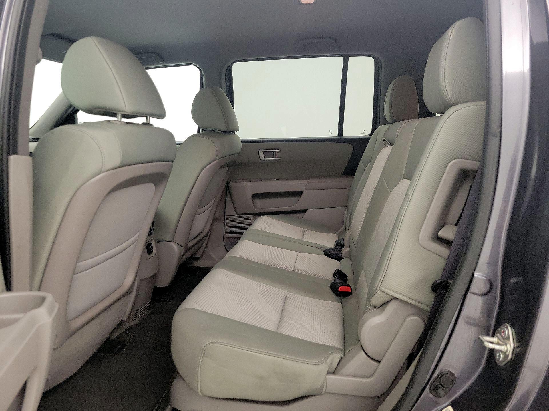 Thumbnail: 2015 Honda Pilot - 19