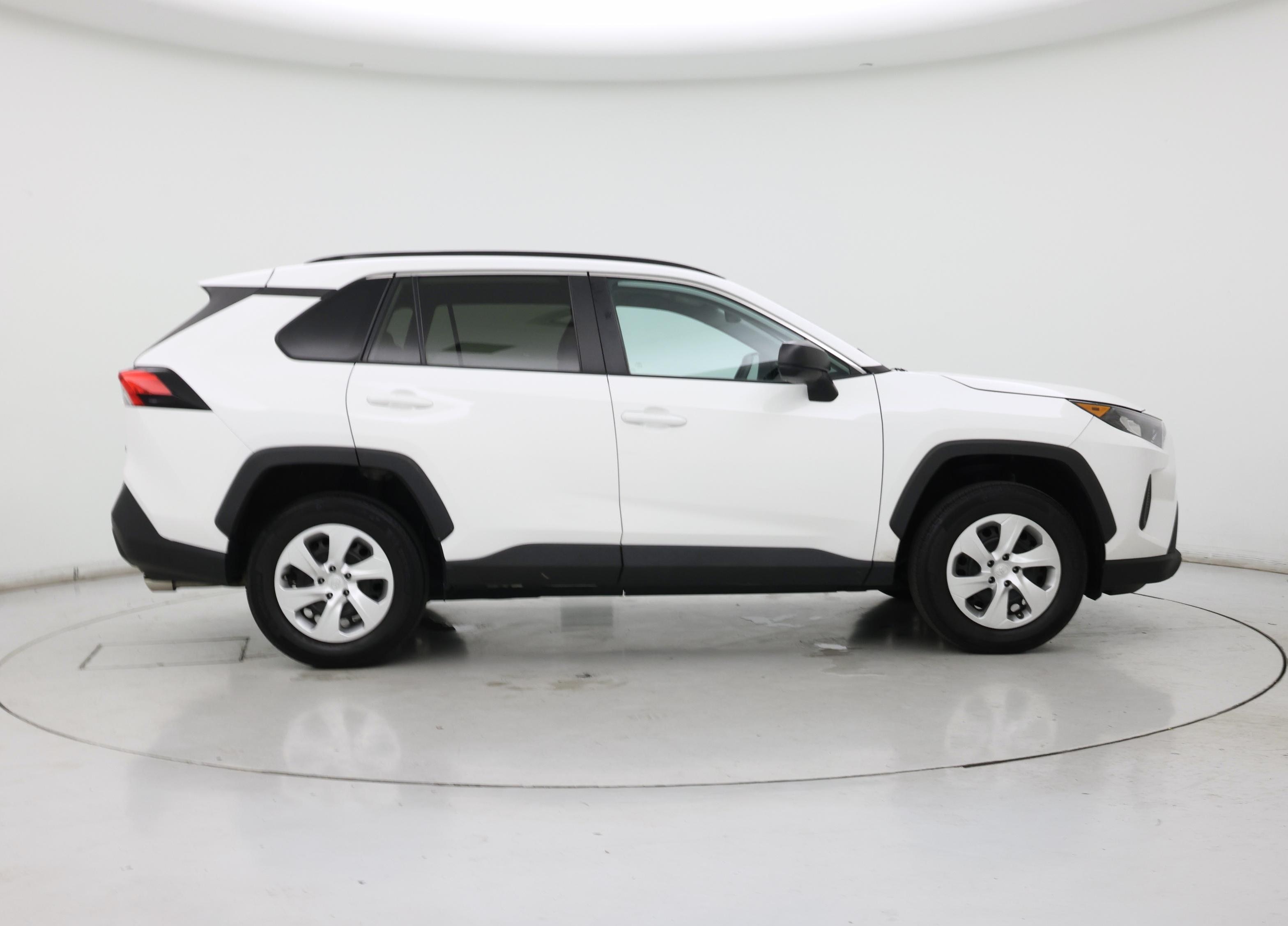 Thumbnail: 2020 Toyota RAV4 - 7