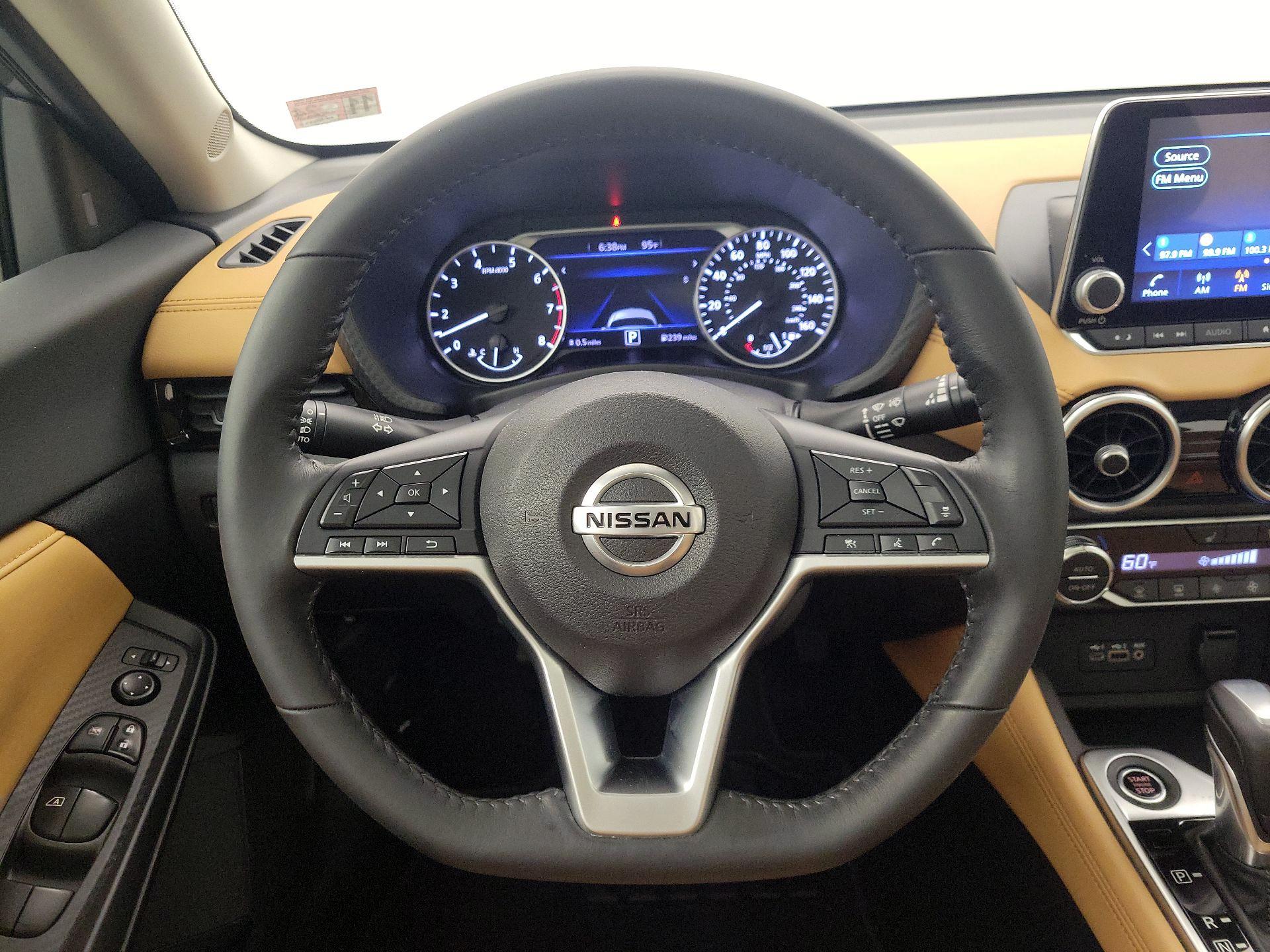 Thumbnail: 2021 Nissan Sentra - 10