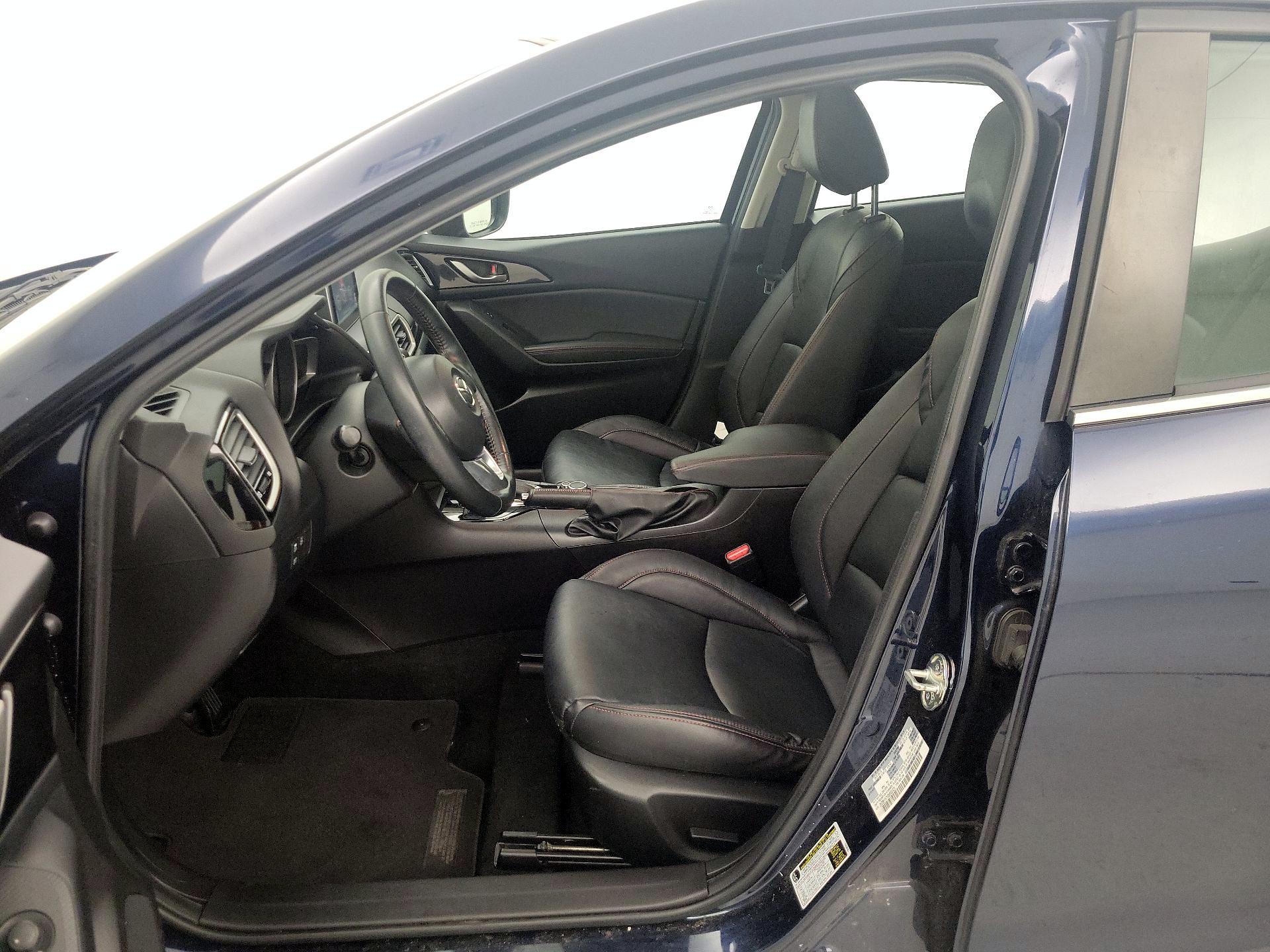 Thumbnail: 2016 Mazda Mazda3 - 9