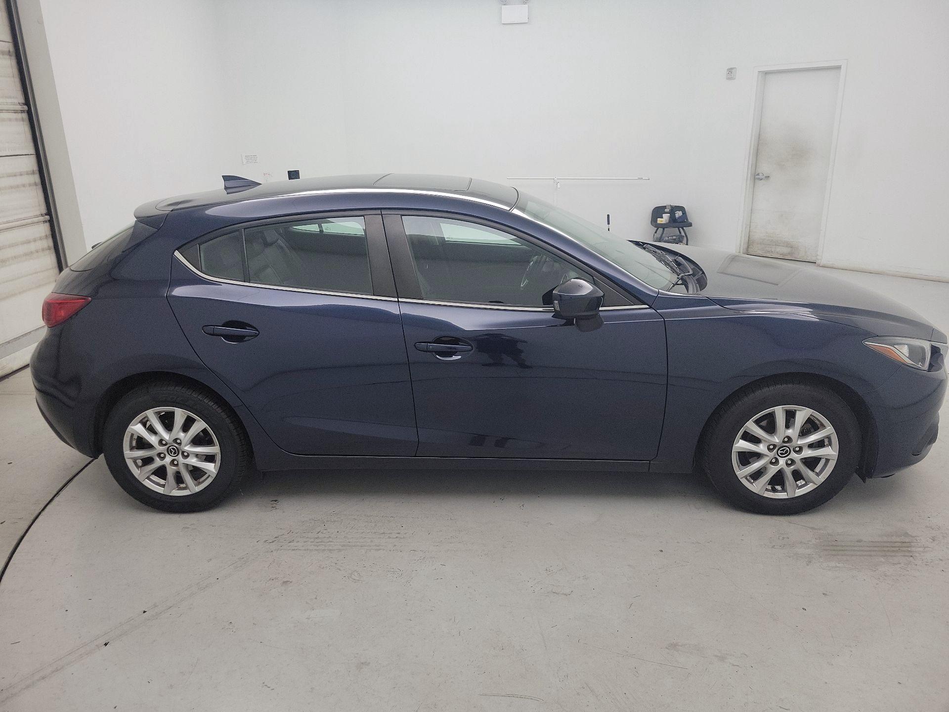 Thumbnail: 2016 Mazda Mazda3 - 4
