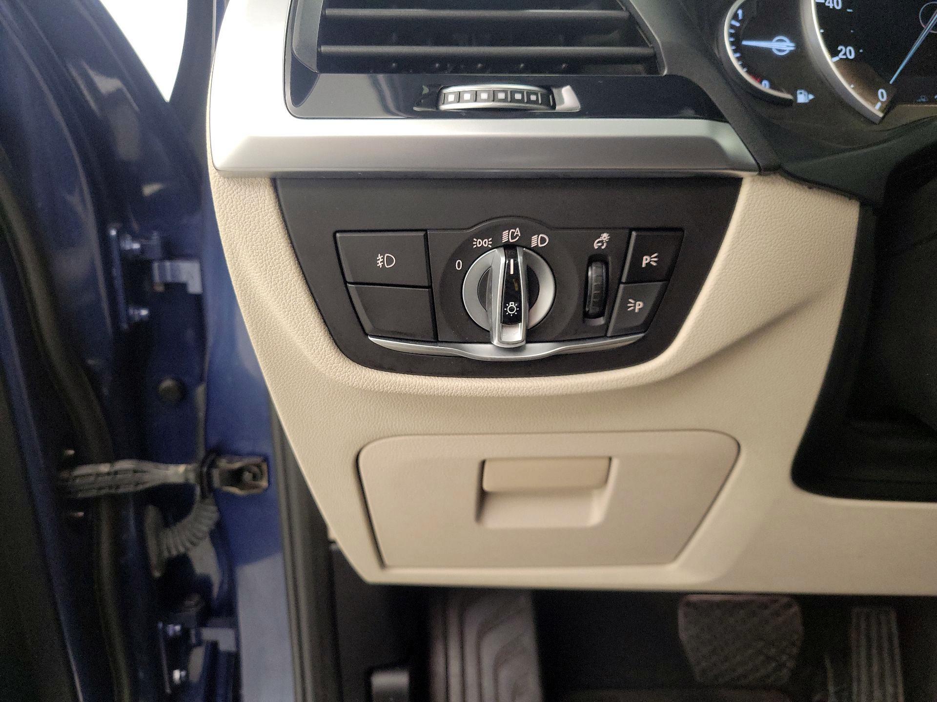 Thumbnail: 2019 BMW X3 - 13