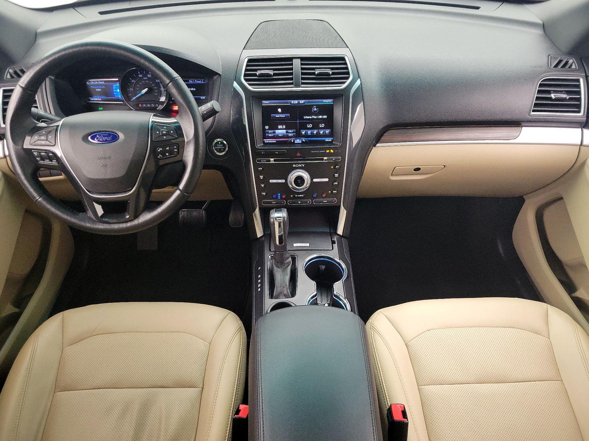 Thumbnail: 2016 Ford Explorer - 9