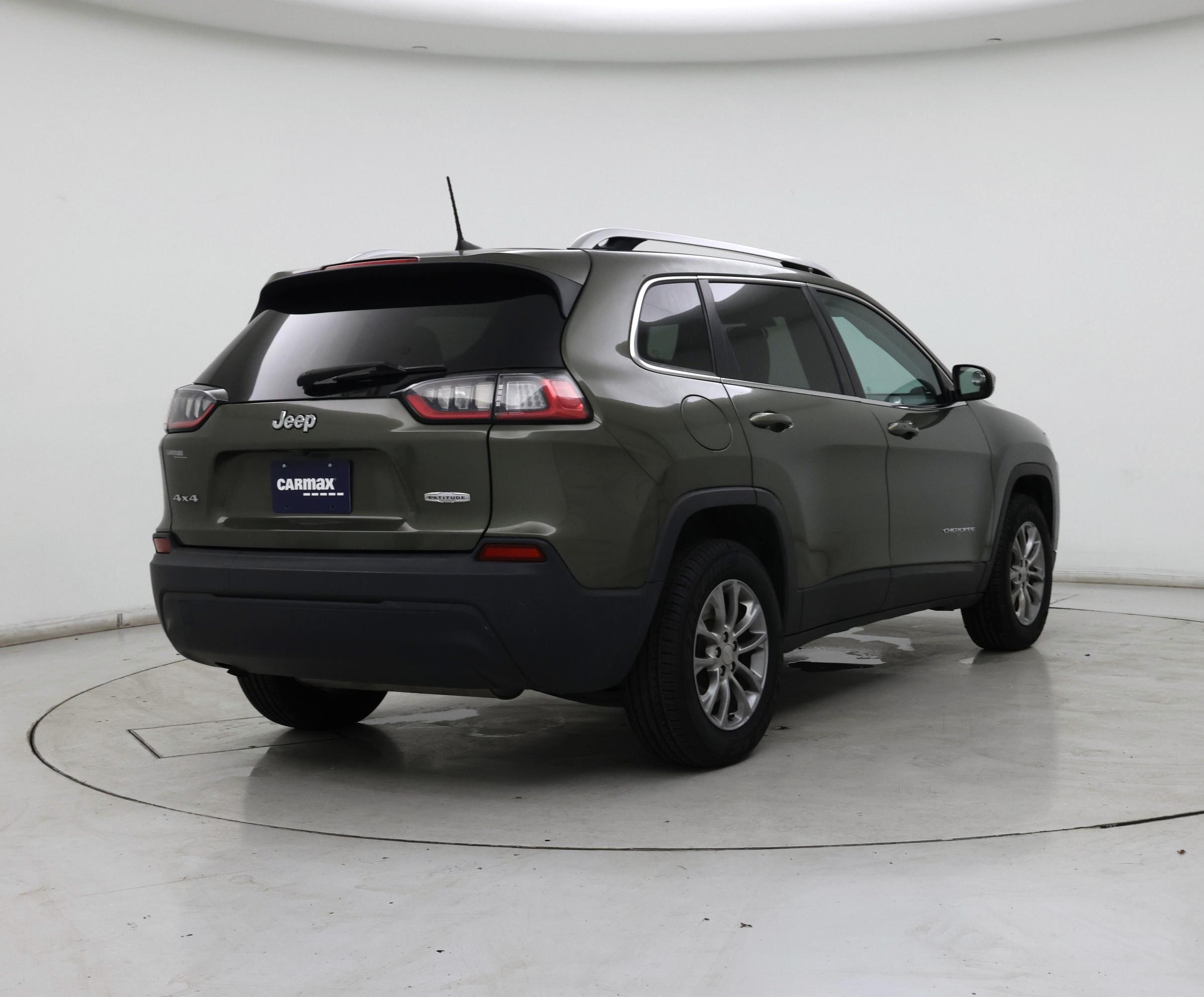 Thumbnail: 2019 Jeep Cherokee - 8