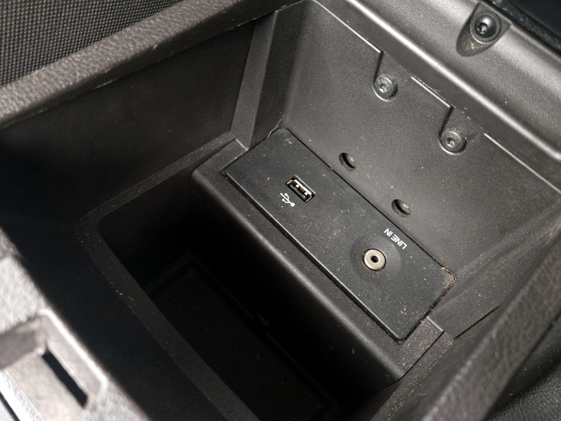 Thumbnail: 2014 Ford Focus - 18