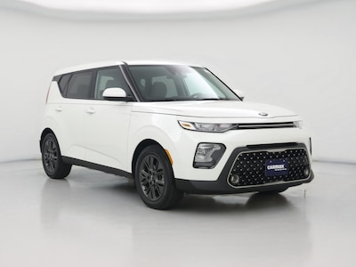 White 2021 Kia Soul EX