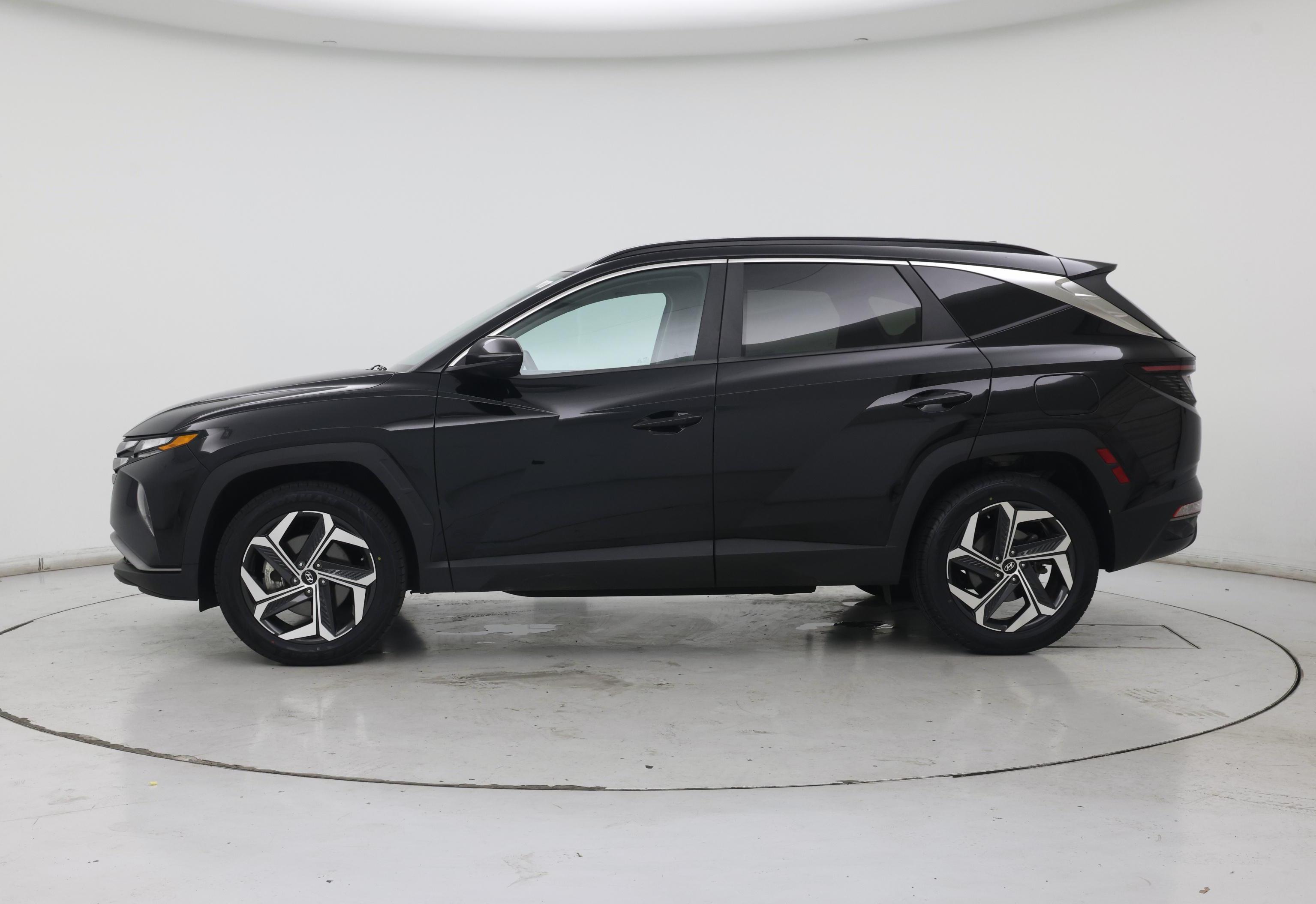 Thumbnail: 2022 Hyundai Tucson - 3