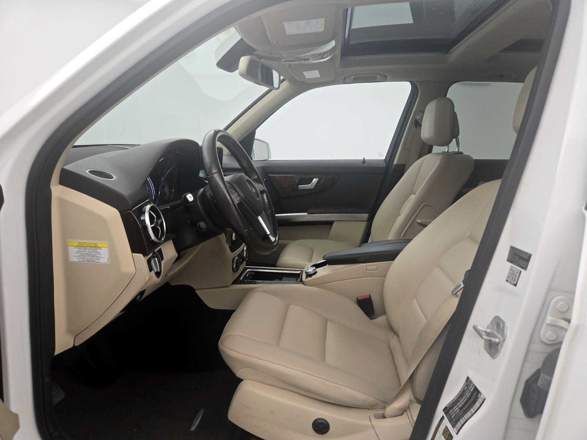Thumbnail: 2014 Mercedes-Benz GLK - 11