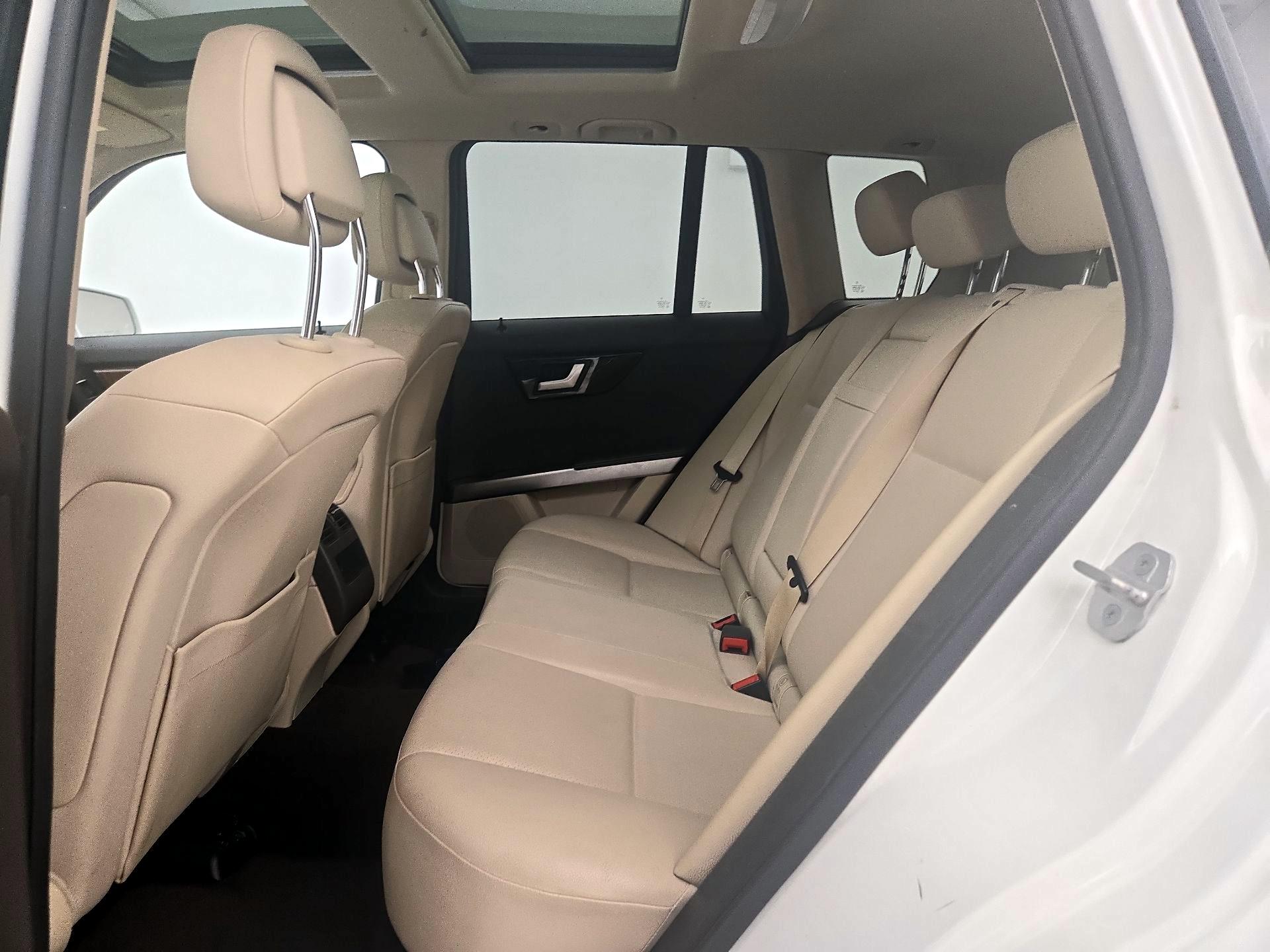 Thumbnail: 2014 Mercedes-Benz GLK - 20