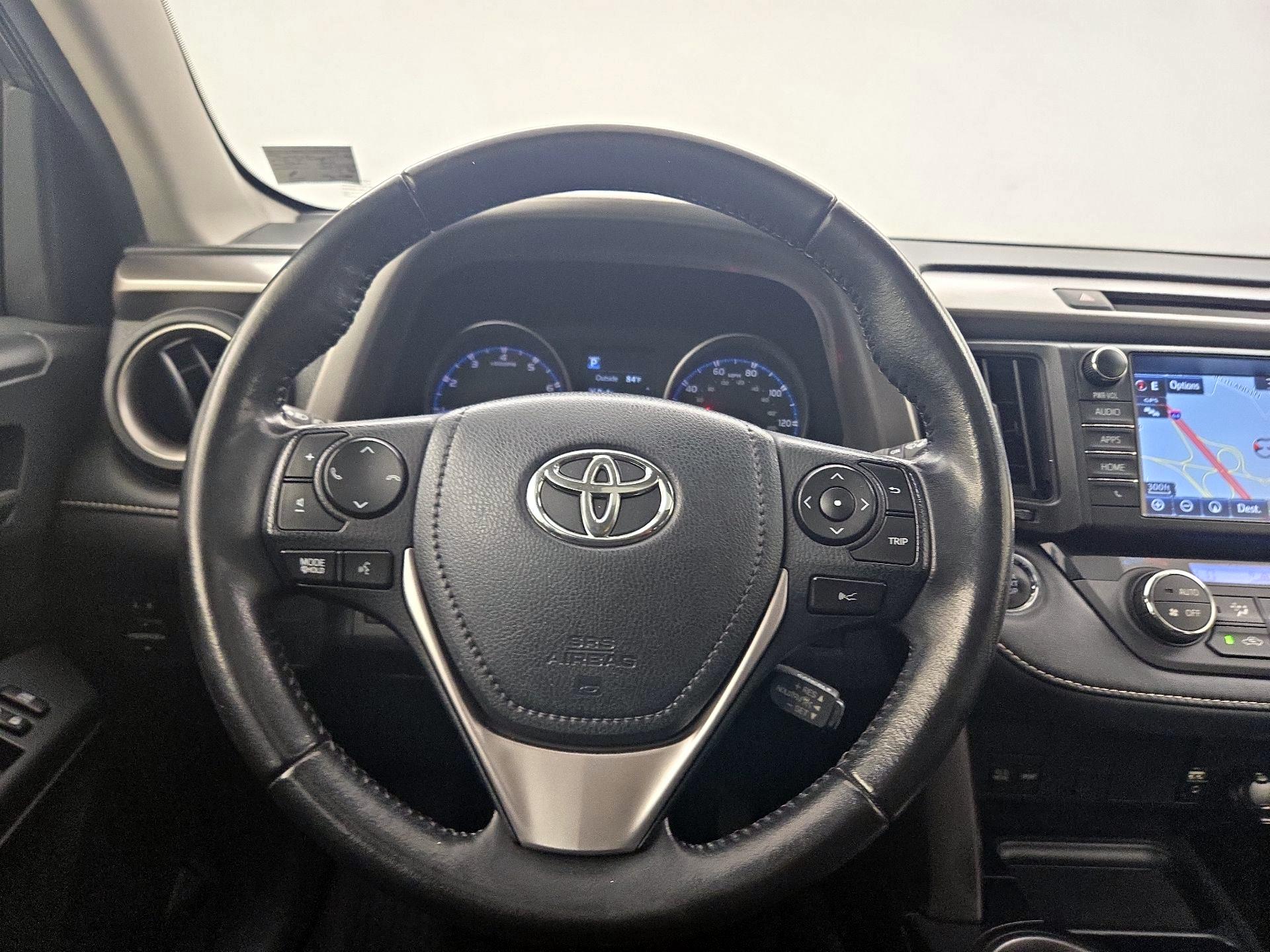 Thumbnail: 2017 Toyota RAV4 - 10