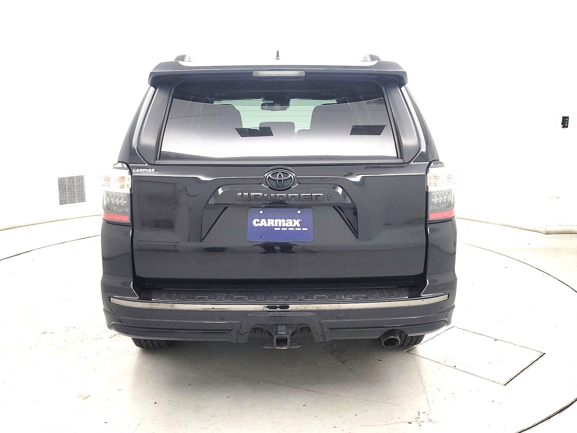Thumbnail: 2021 Toyota 4Runner - 6