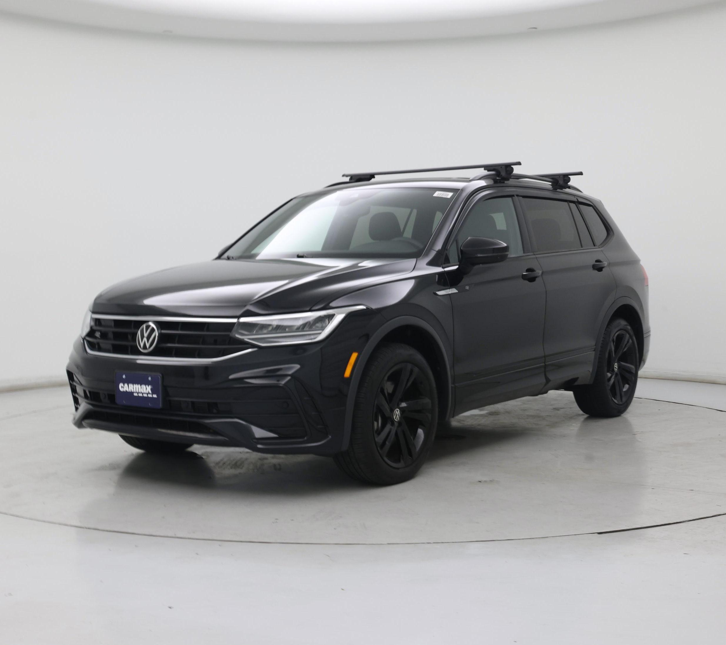 Thumbnail: 2023 Volkswagen Tiguan - 4
