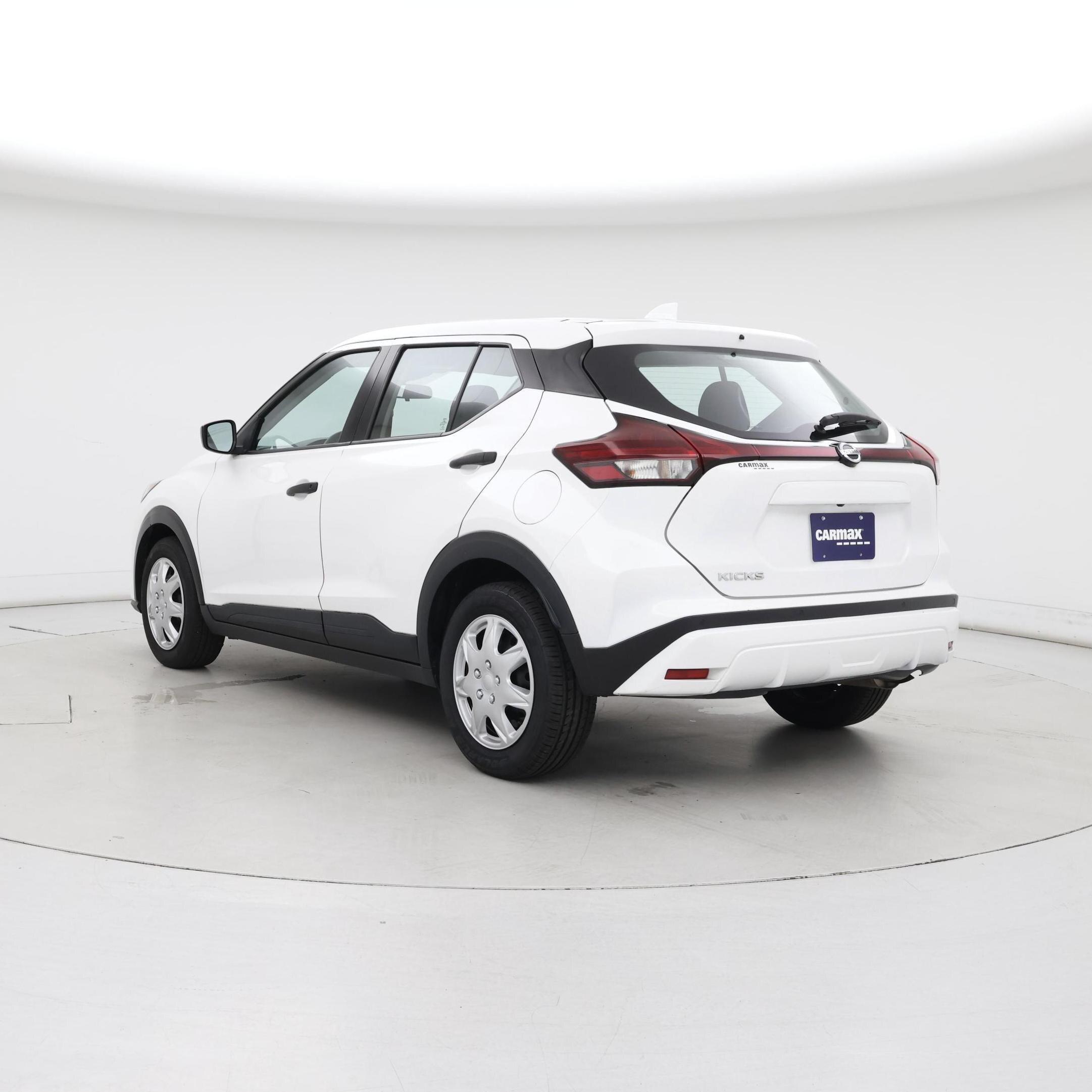 Thumbnail: 2021 Nissan Kicks - 2
