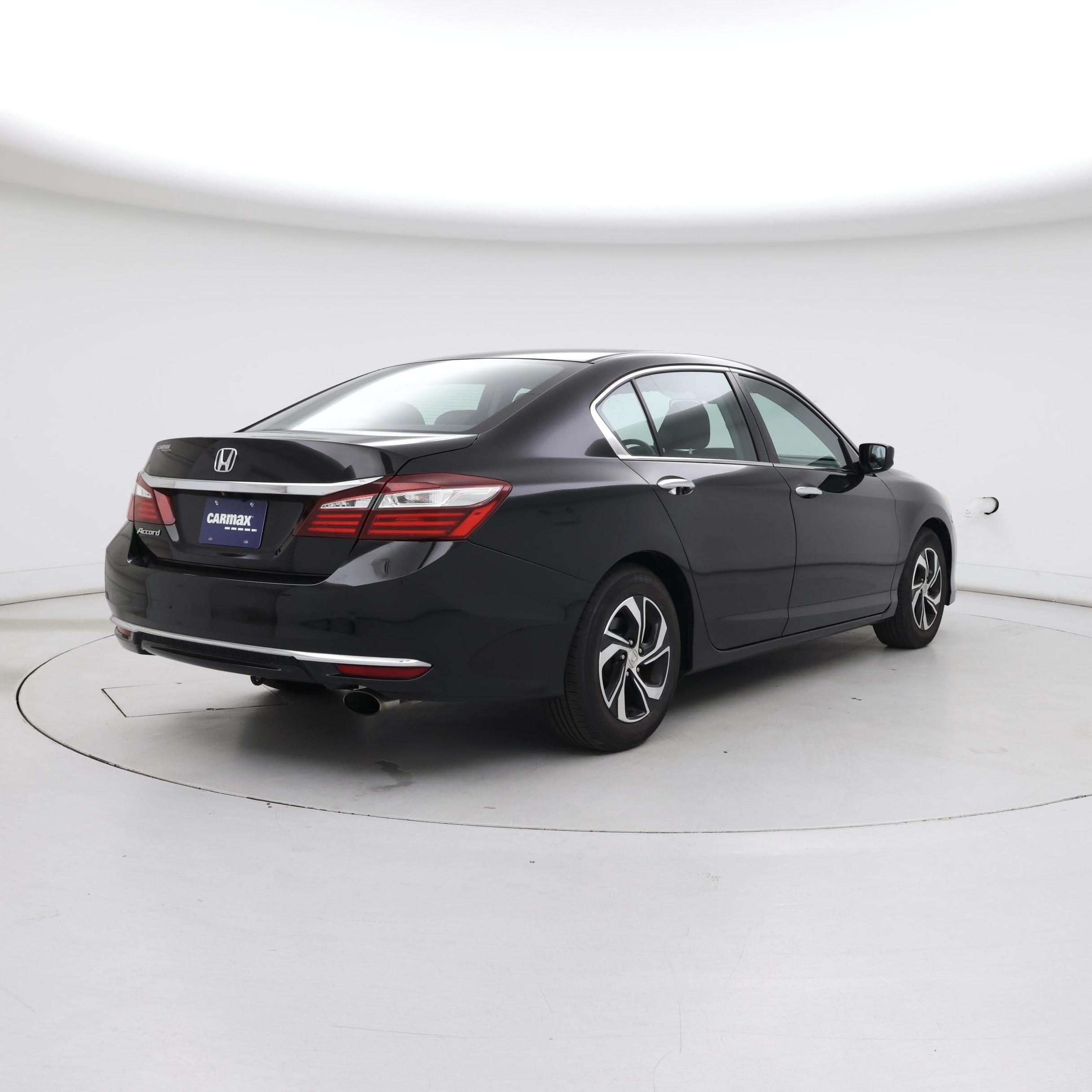 Thumbnail: 2016 Honda Accord - 8