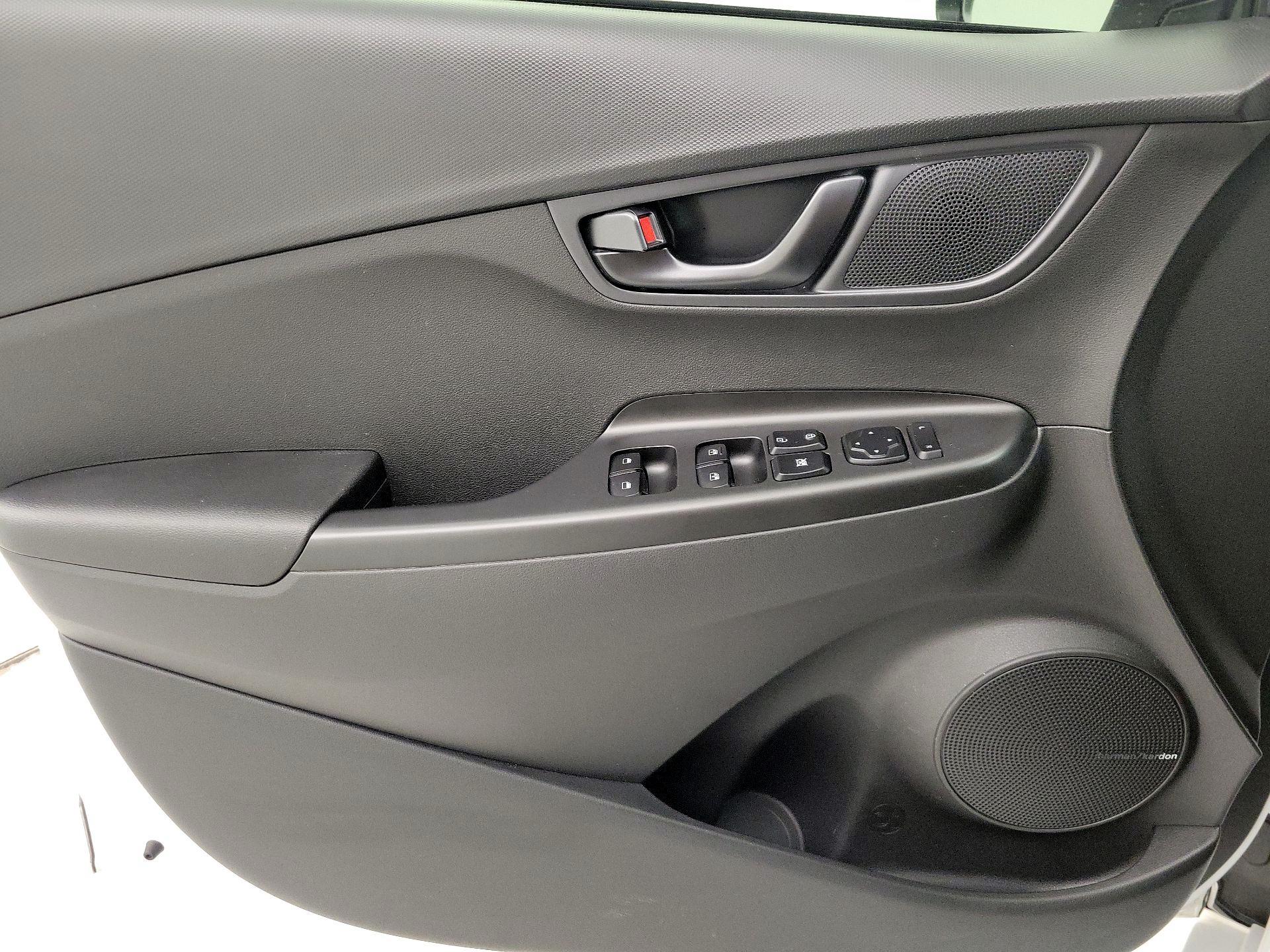 Thumbnail: 2022 Hyundai Kona - 12