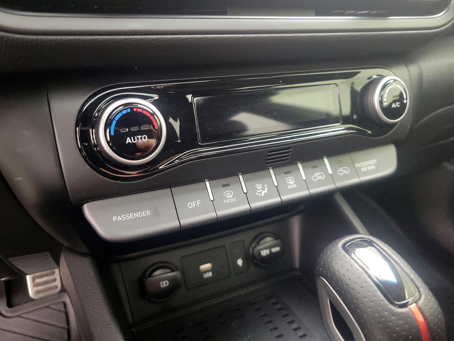 Thumbnail: 2022 Hyundai Kona - 17