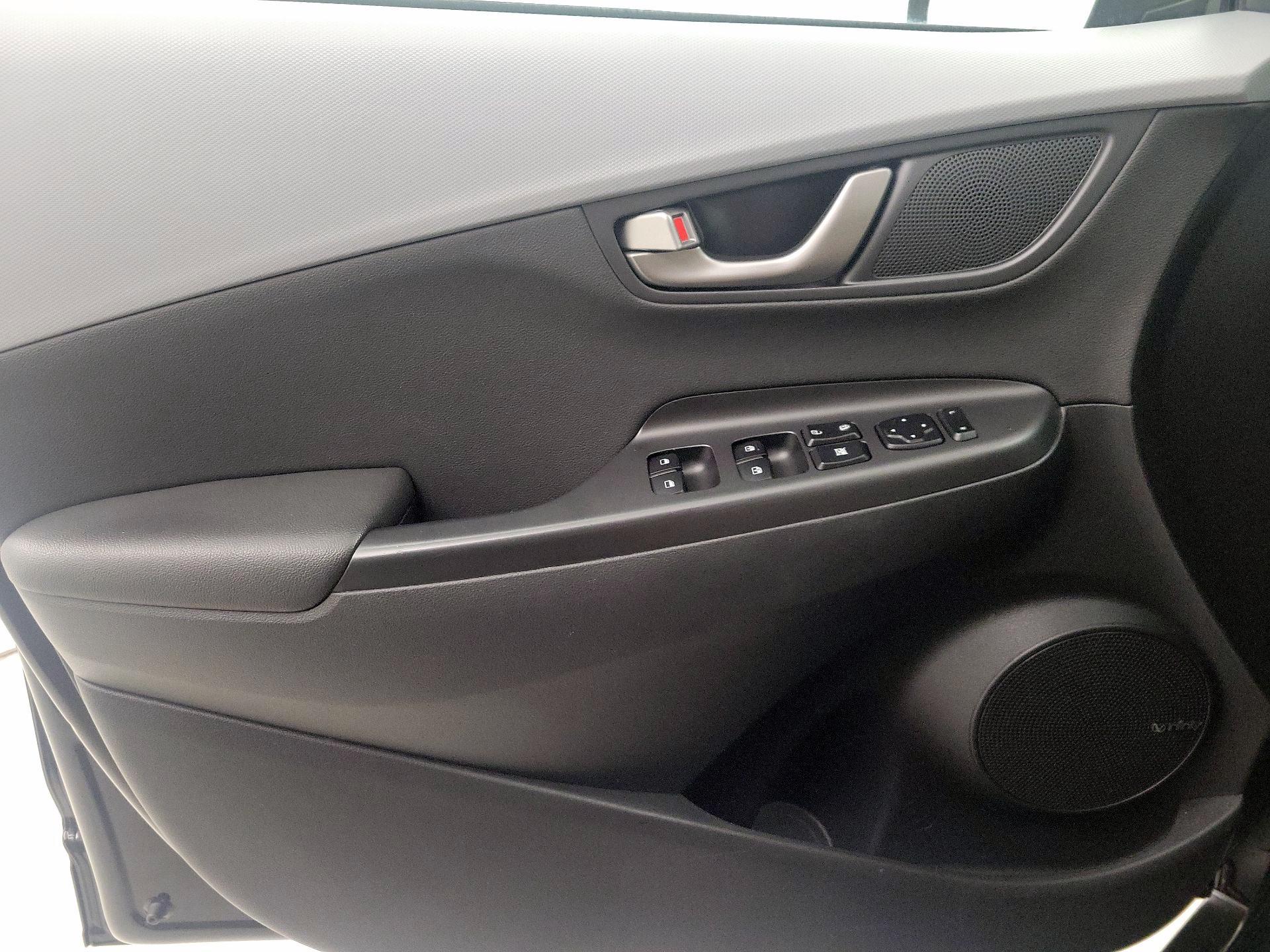 Thumbnail: 2019 Hyundai Kona - 12
