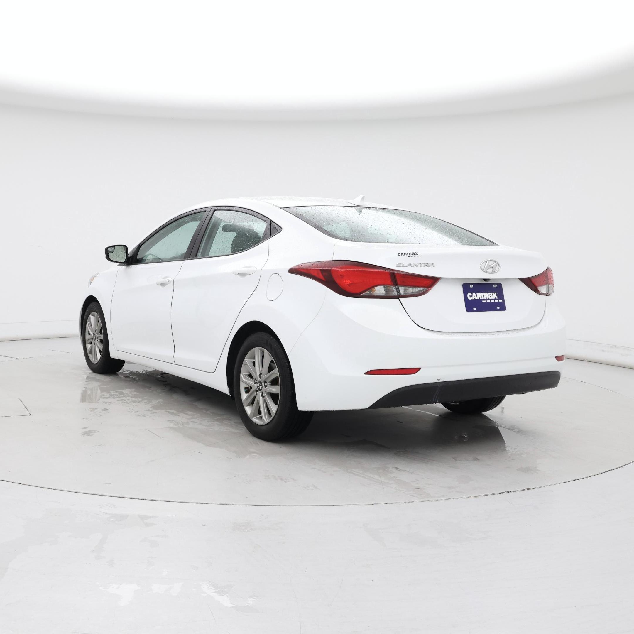 Thumbnail: 2015 Hyundai Elantra - 2