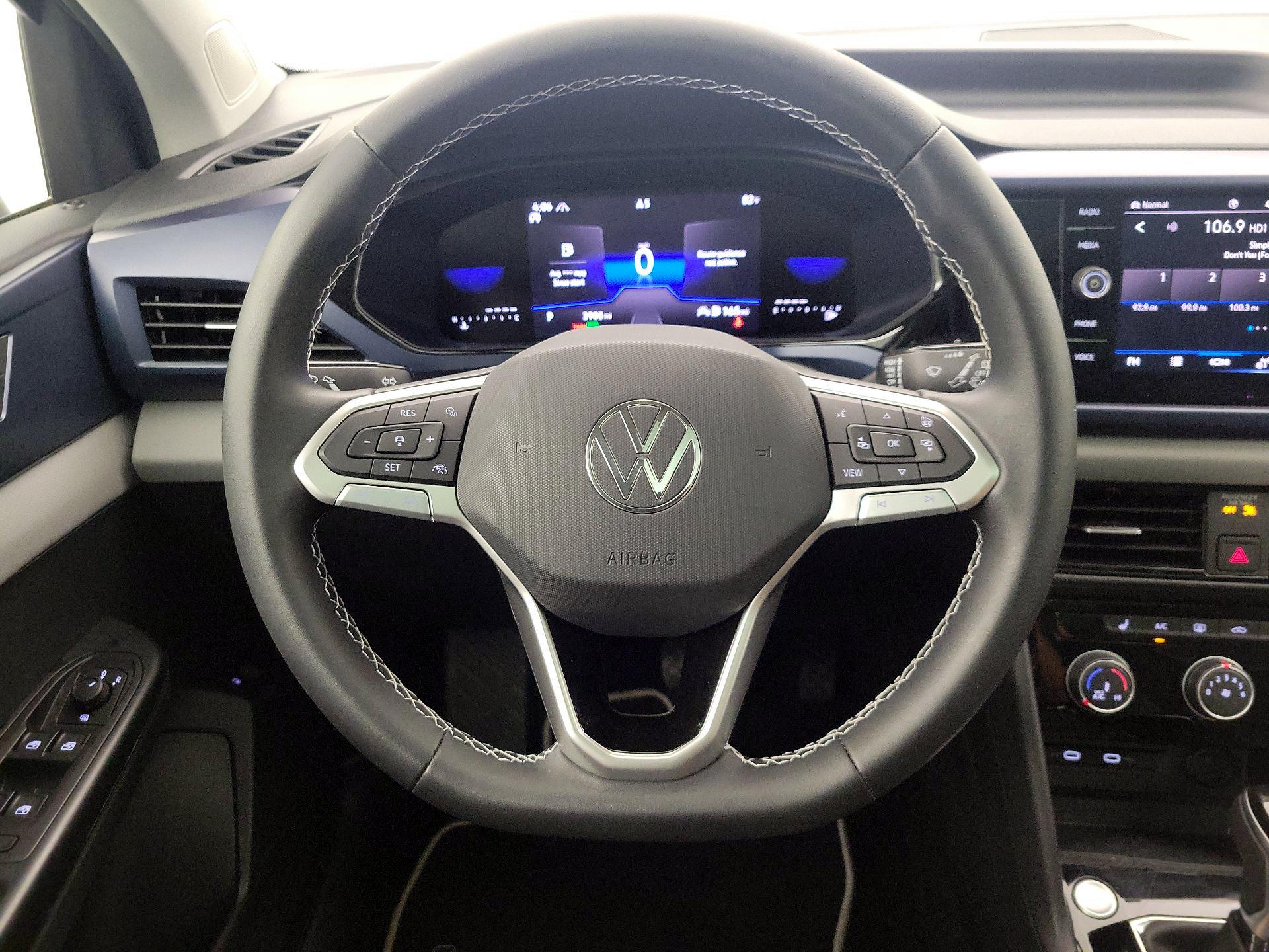 Thumbnail: 2023 Volkswagen Taos - 10