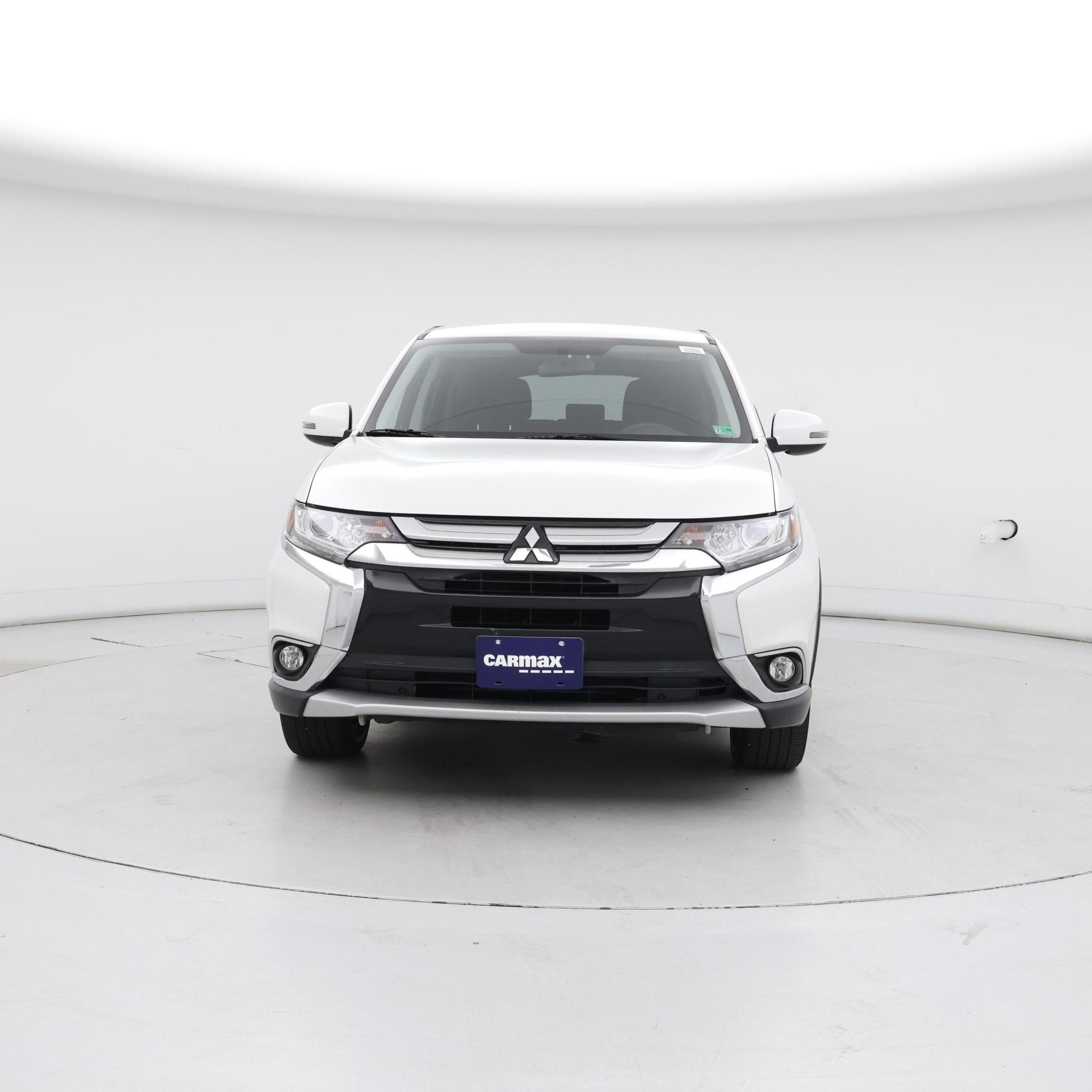 Thumbnail: 2017 Mitsubishi Outlander - 5