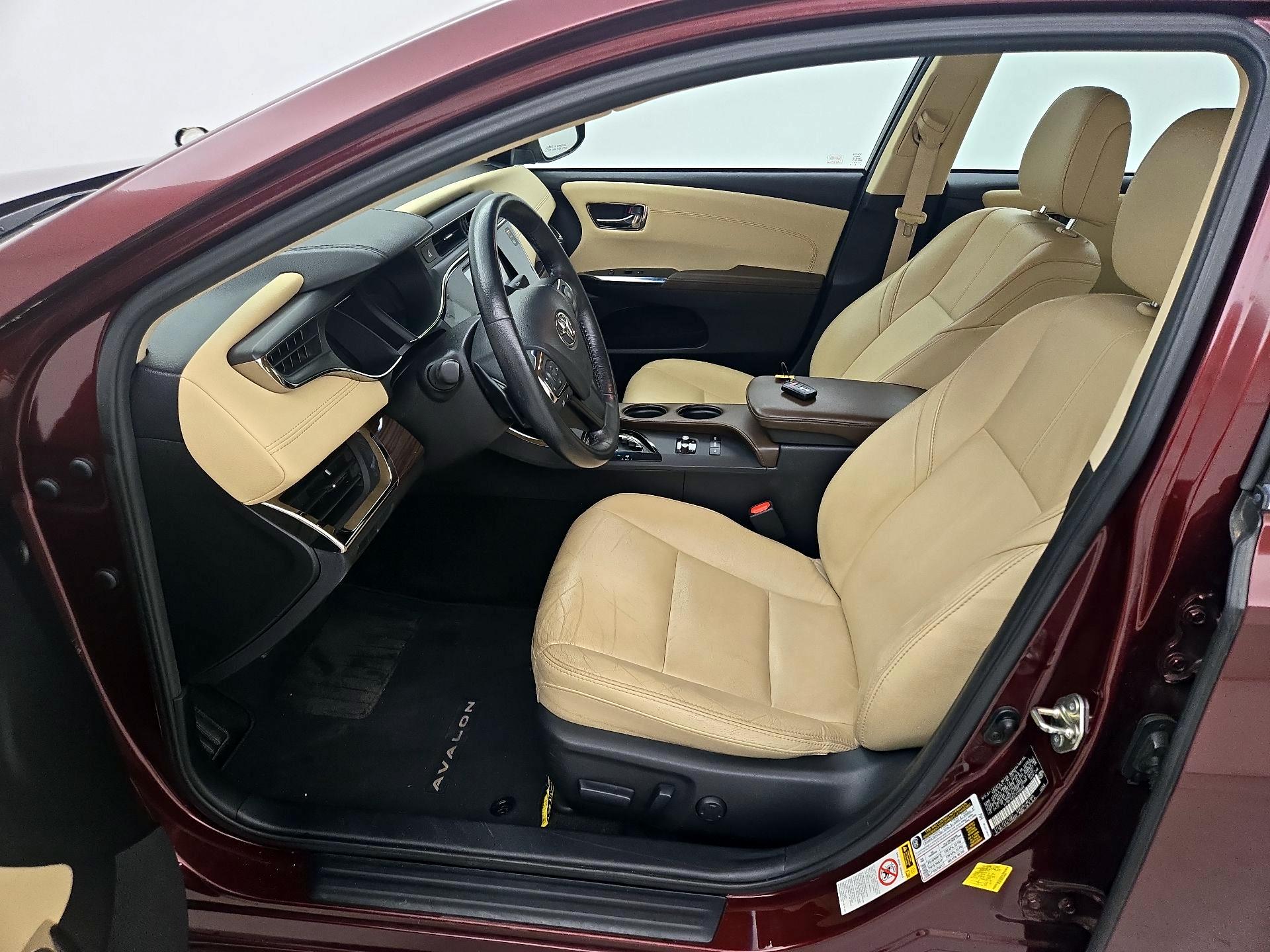 Thumbnail: 2015 Toyota Avalon - 11