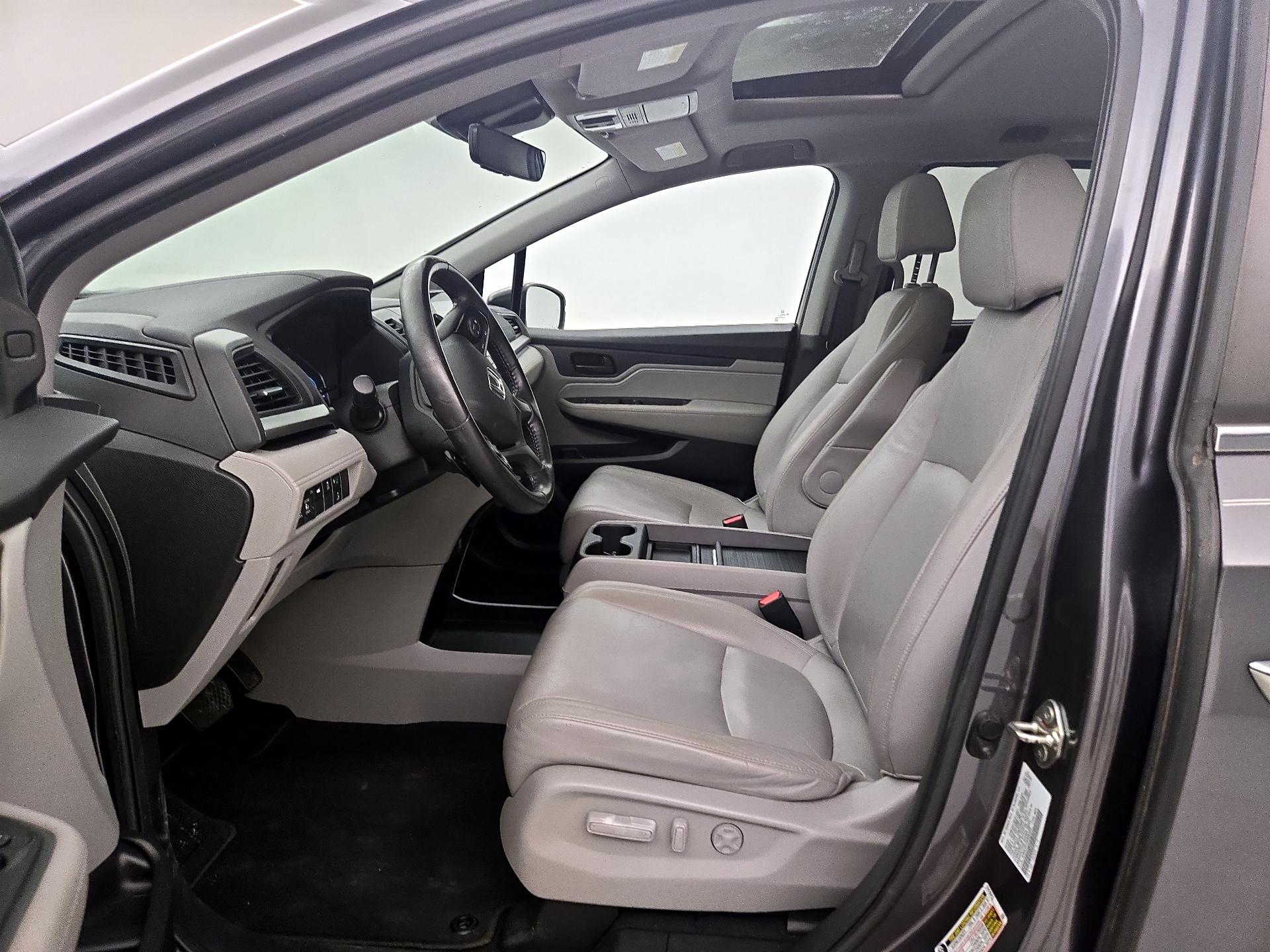 Thumbnail: 2019 Honda Odyssey - 11