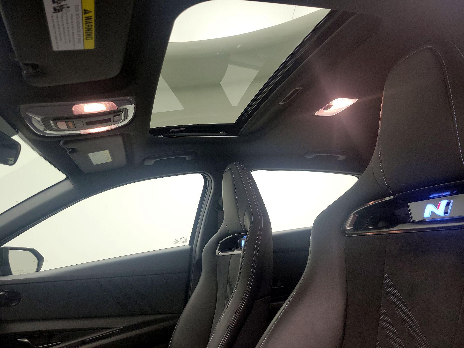 Thumbnail: 2023 Hyundai Elantra - 20