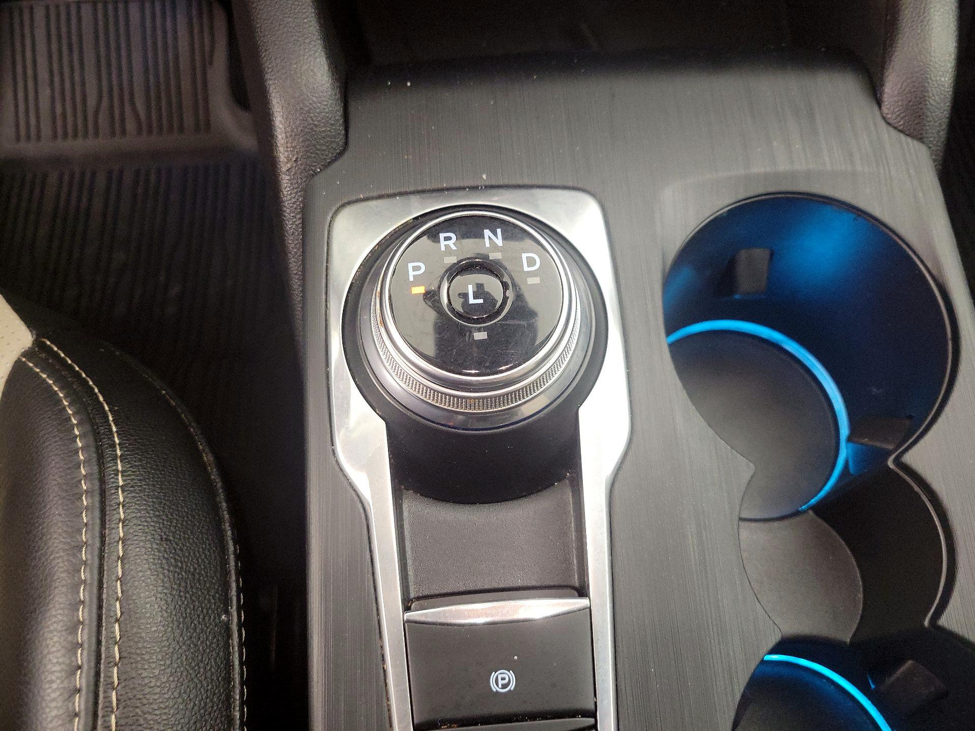 Thumbnail: 2021 Ford Escape - 18