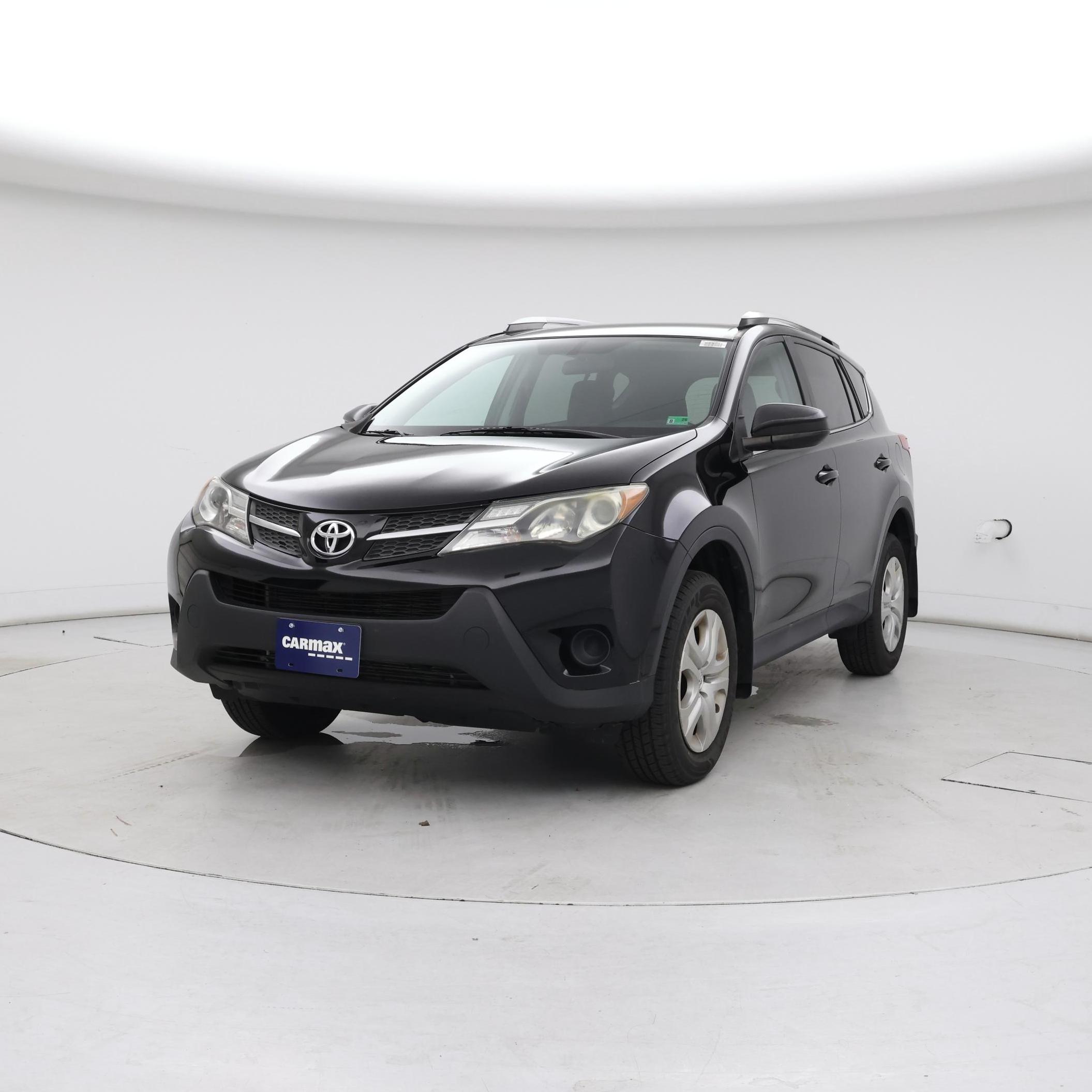 Thumbnail: 2015 Toyota RAV4 - 4