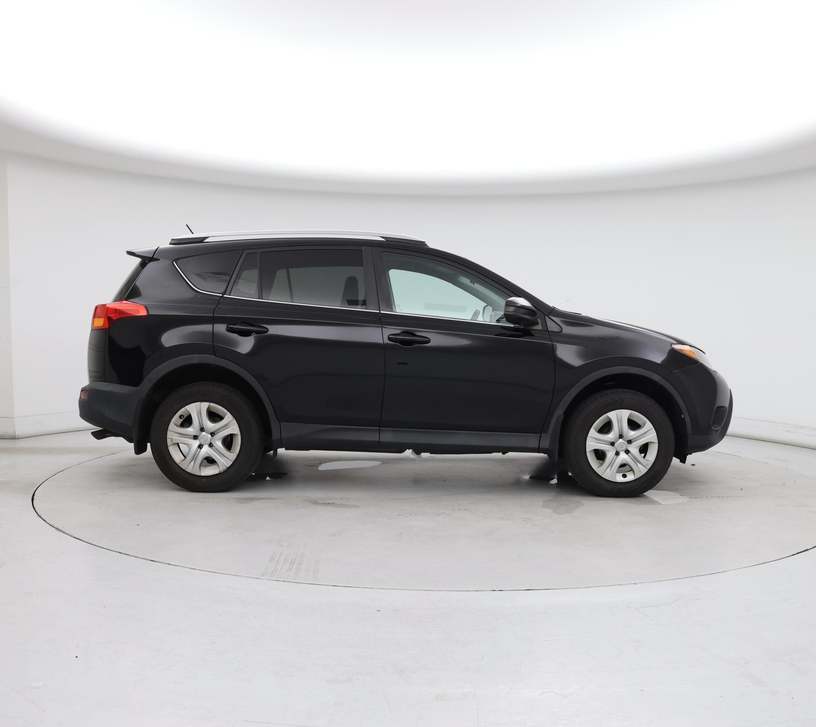 Thumbnail: 2015 Toyota RAV4 - 7