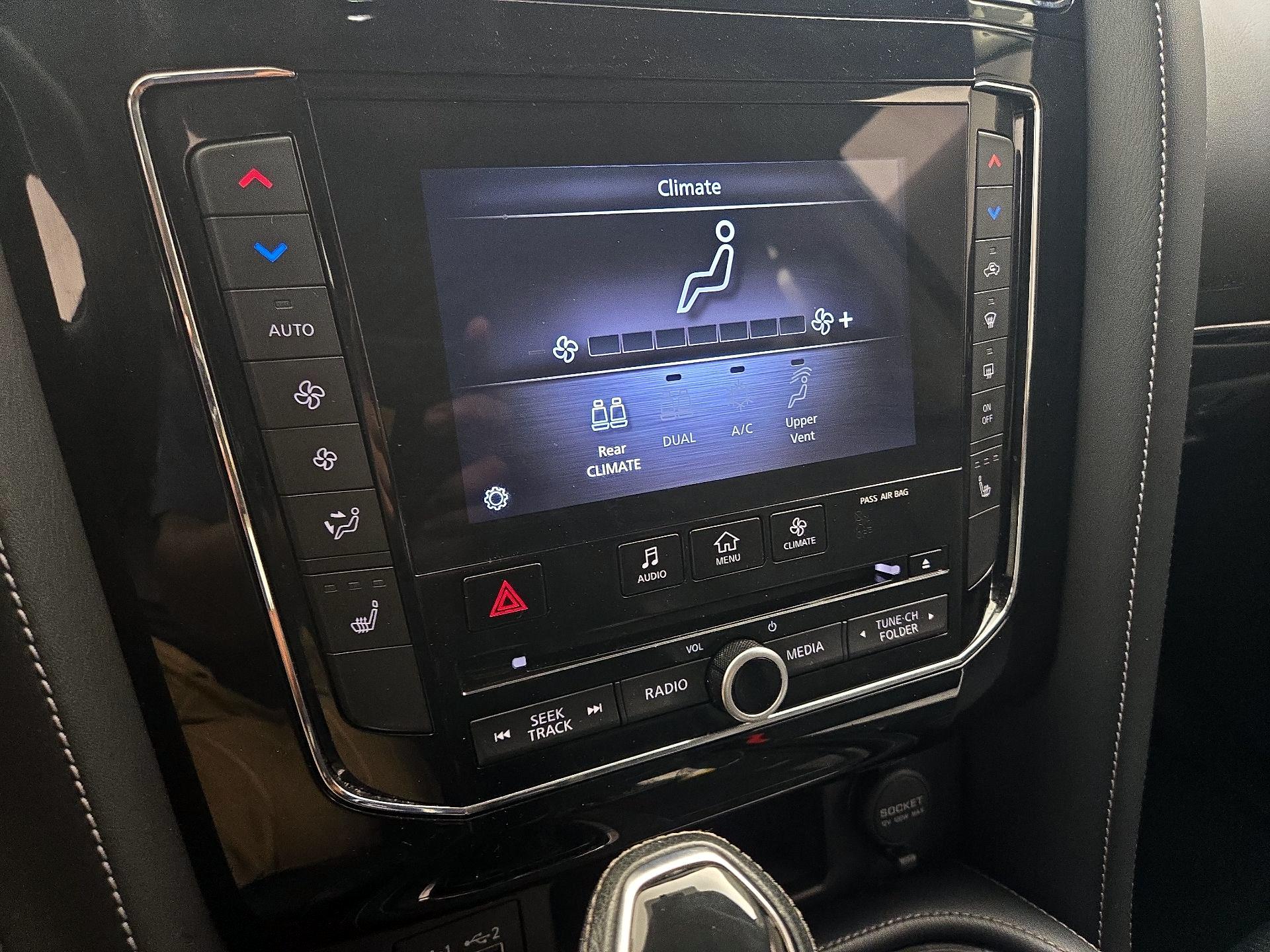 Thumbnail: 2020 INFINITI QX80 - 17