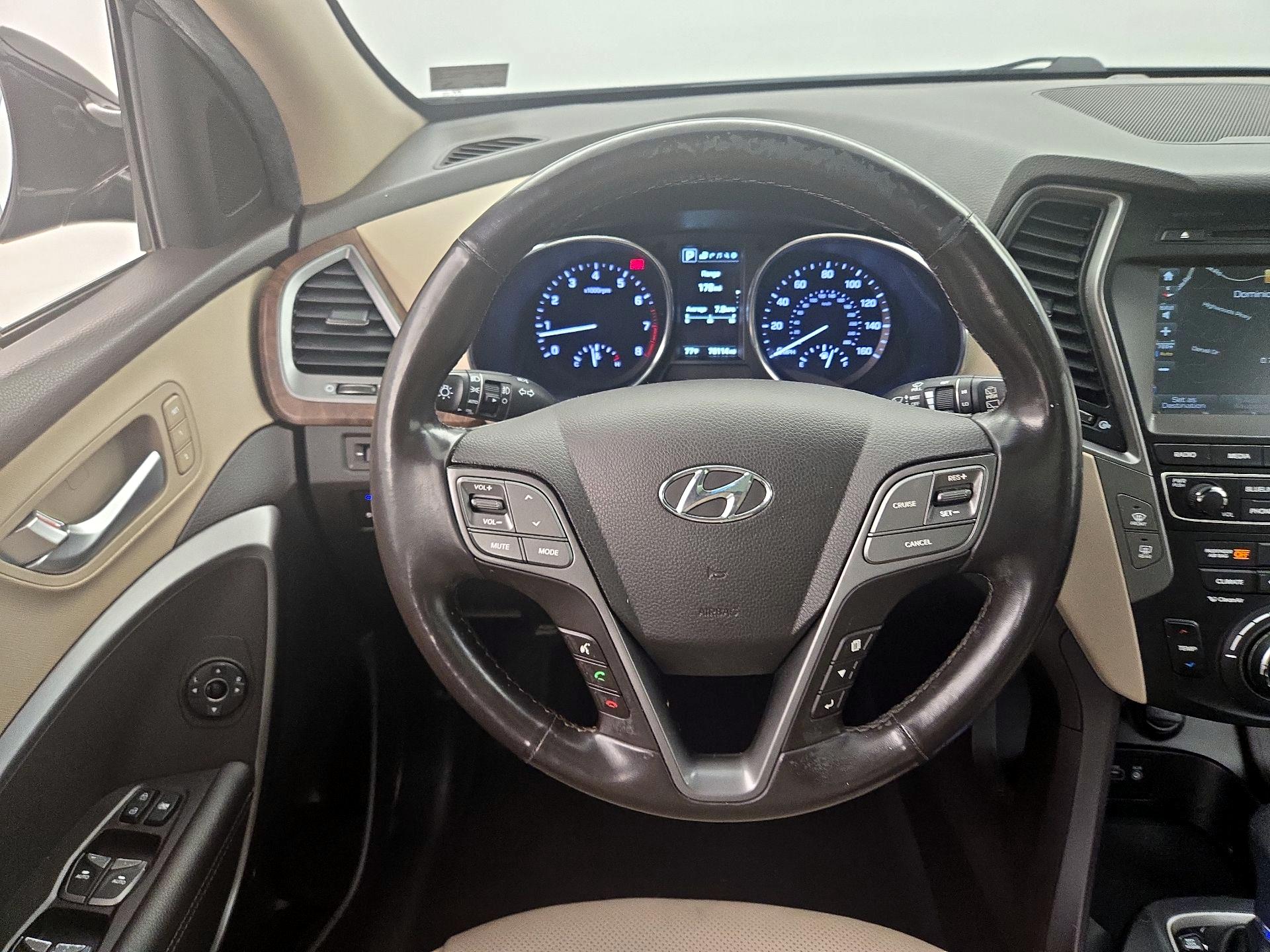 Thumbnail: 2018 Hyundai Santa Fe - 10