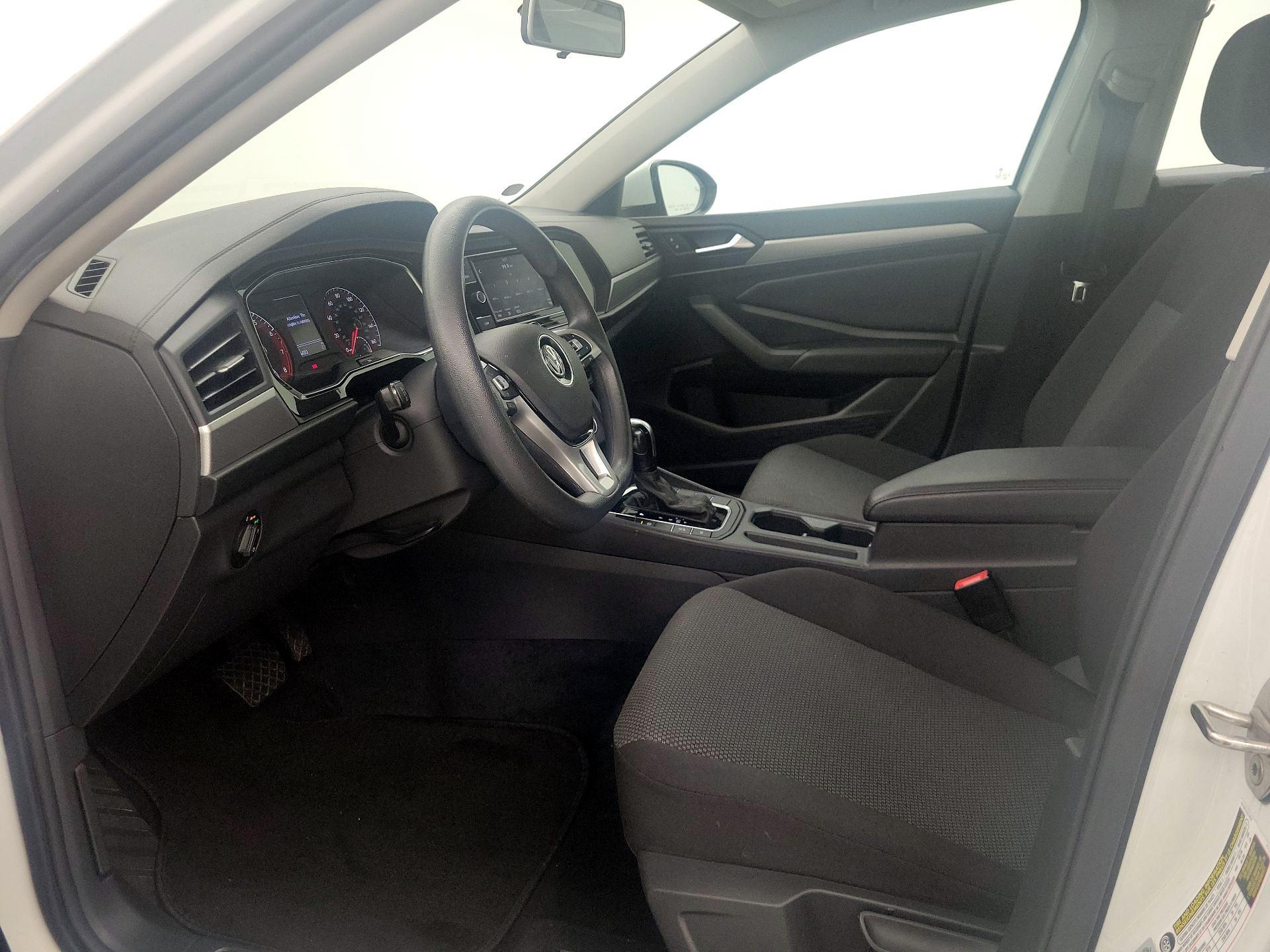 Thumbnail: 2019 Volkswagen Jetta - 11