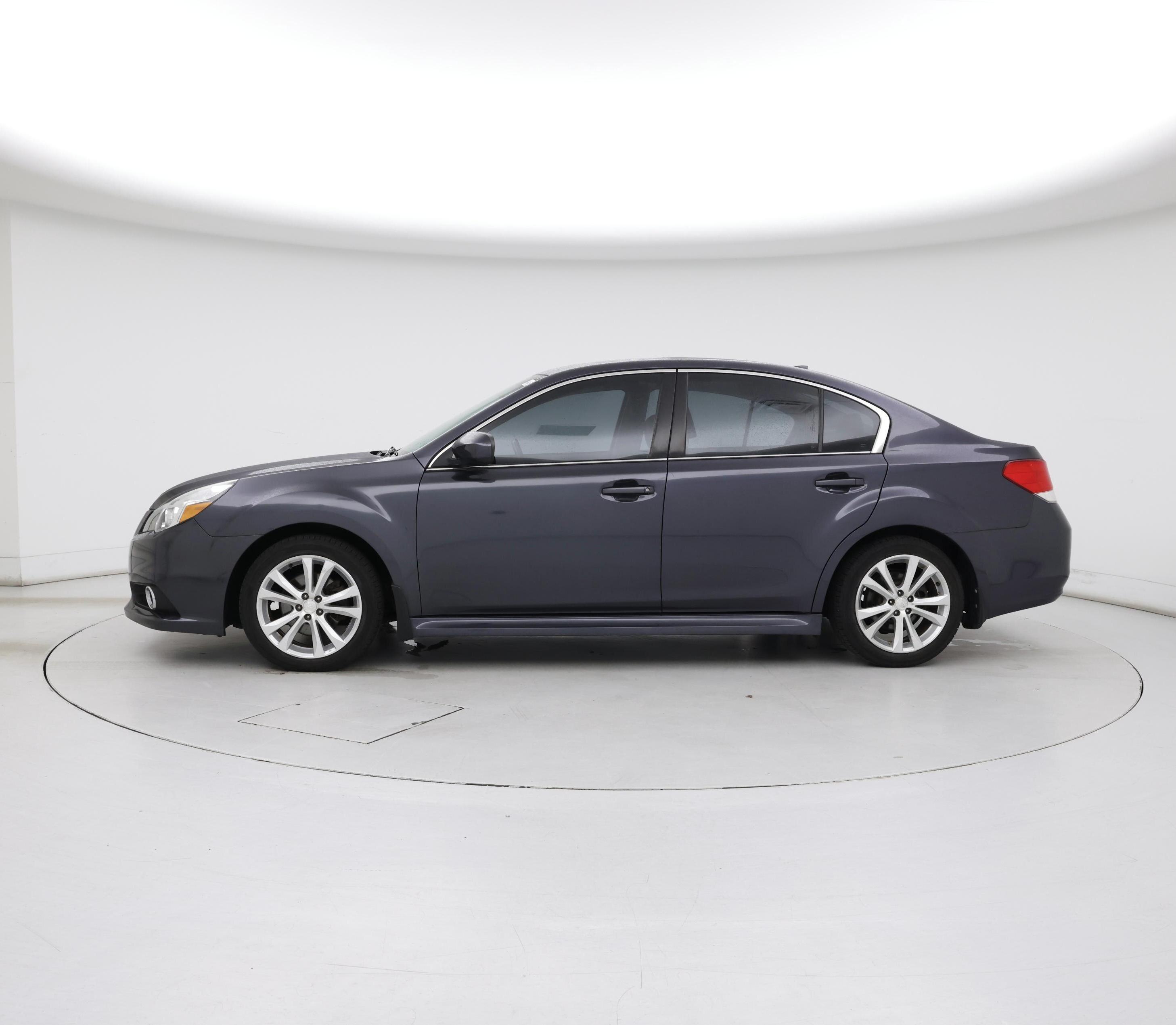 Thumbnail: 2013 Subaru Legacy - 3
