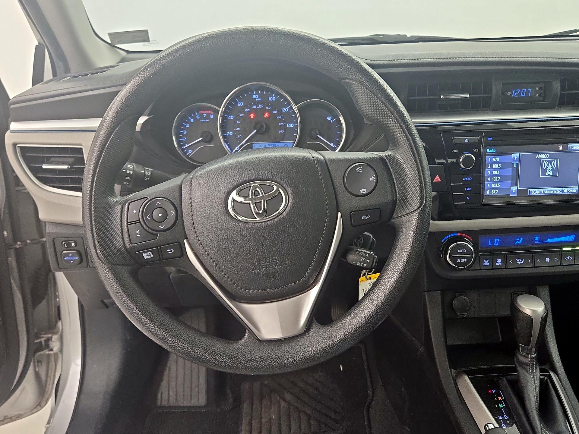 Thumbnail: 2015 Toyota Corolla - 10