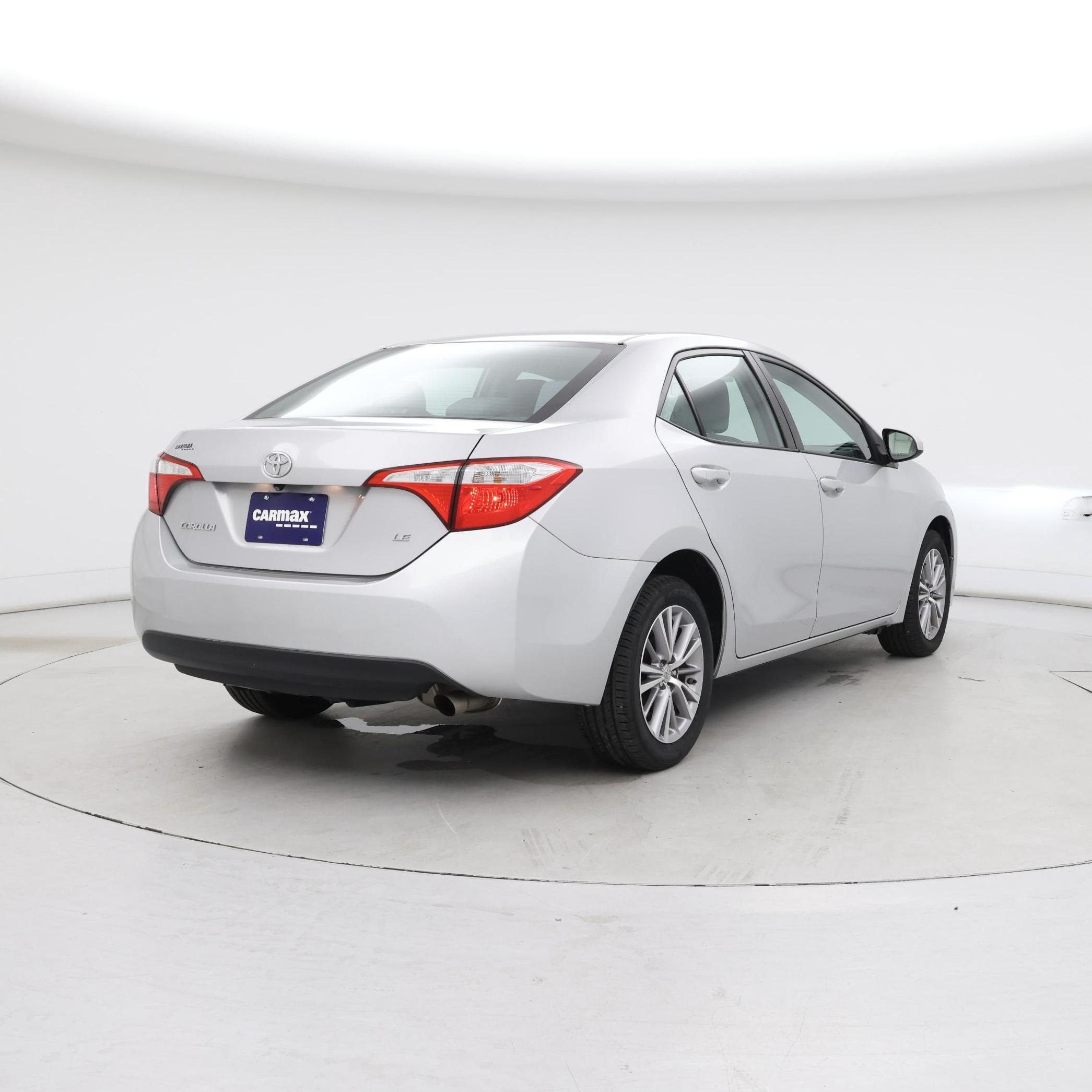 Thumbnail: 2015 Toyota Corolla - 8
