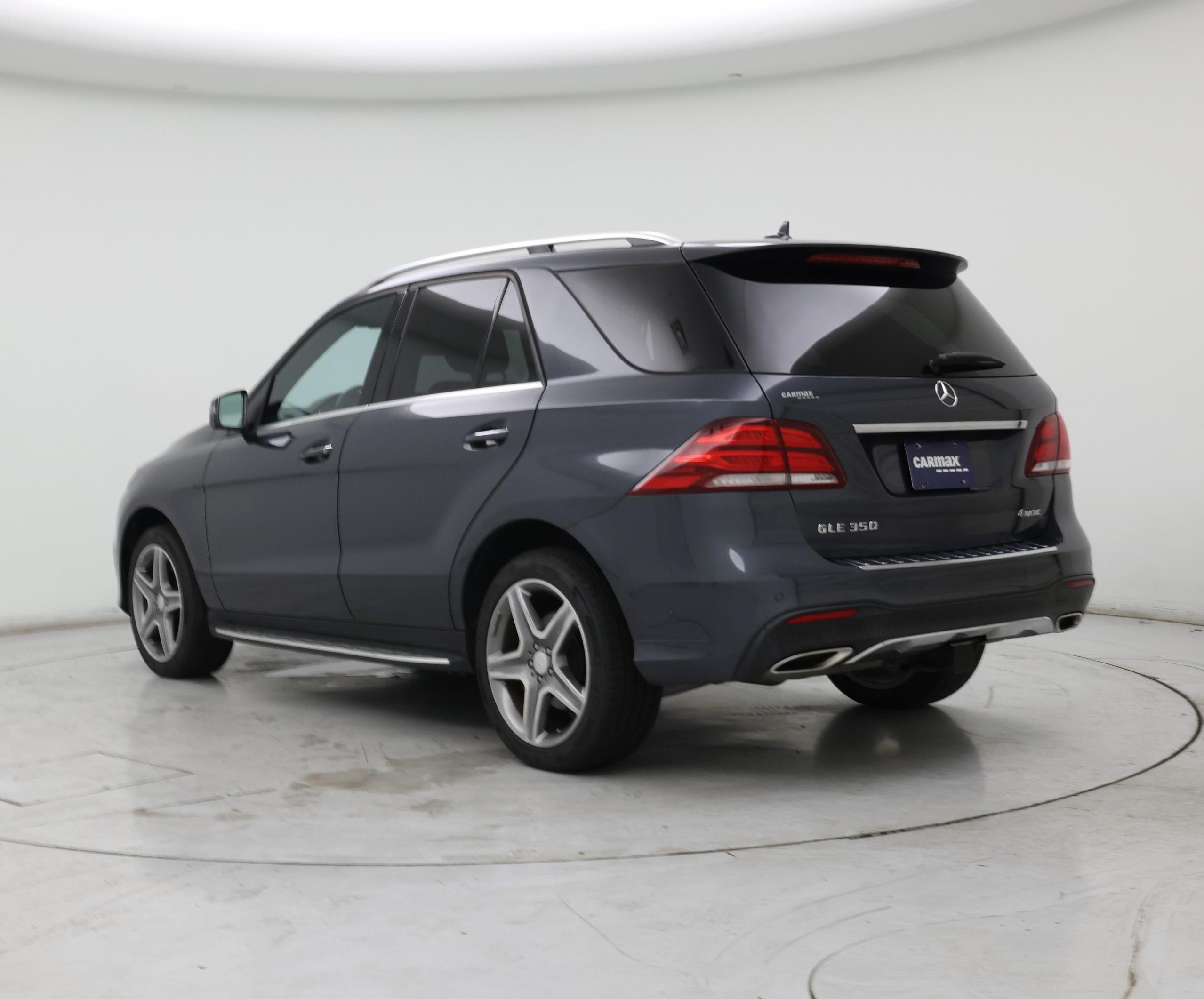 Thumbnail: 2016 Mercedes-Benz GLE - 2