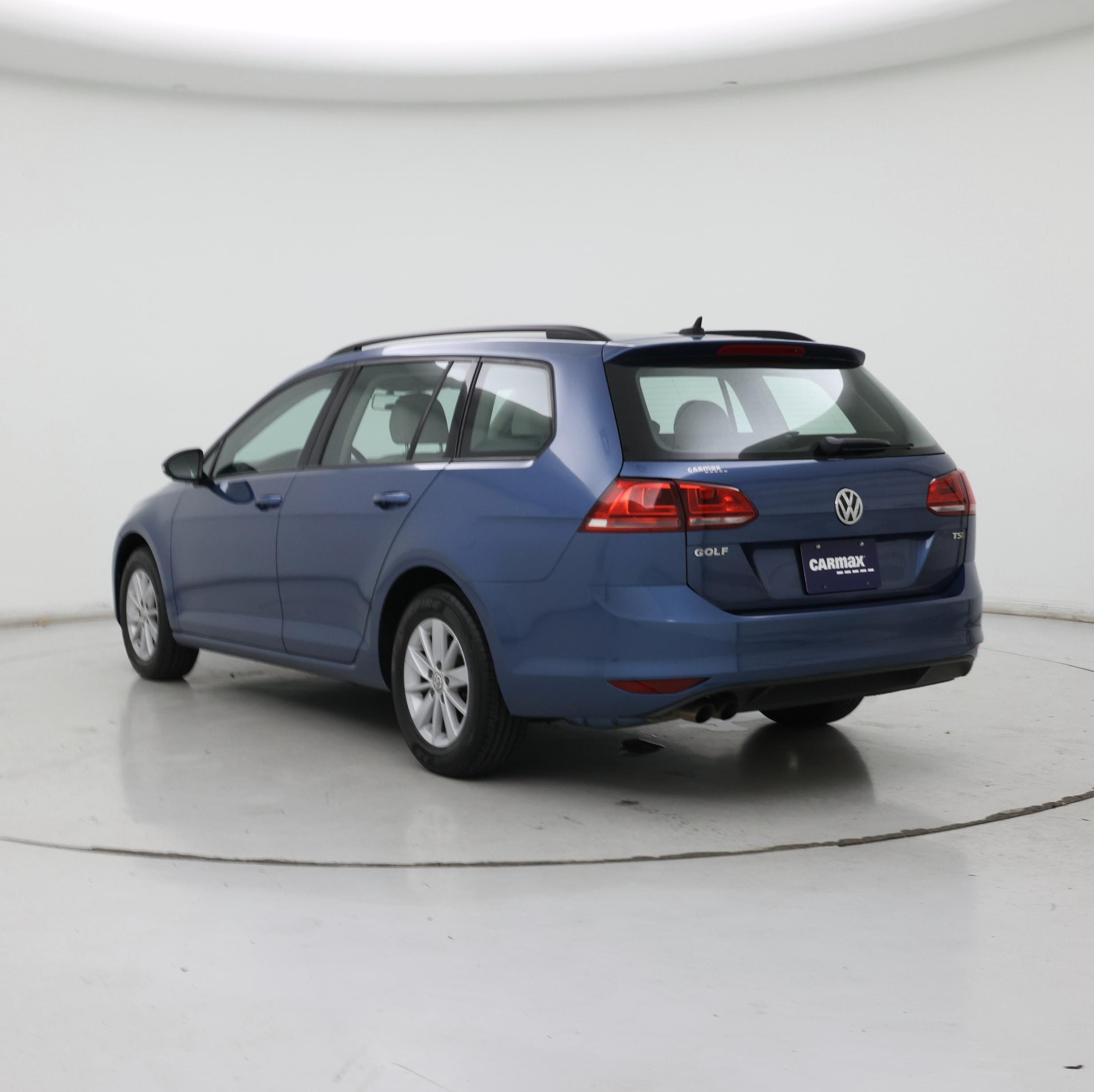 Thumbnail: 2016 Volkswagen Golf - 2