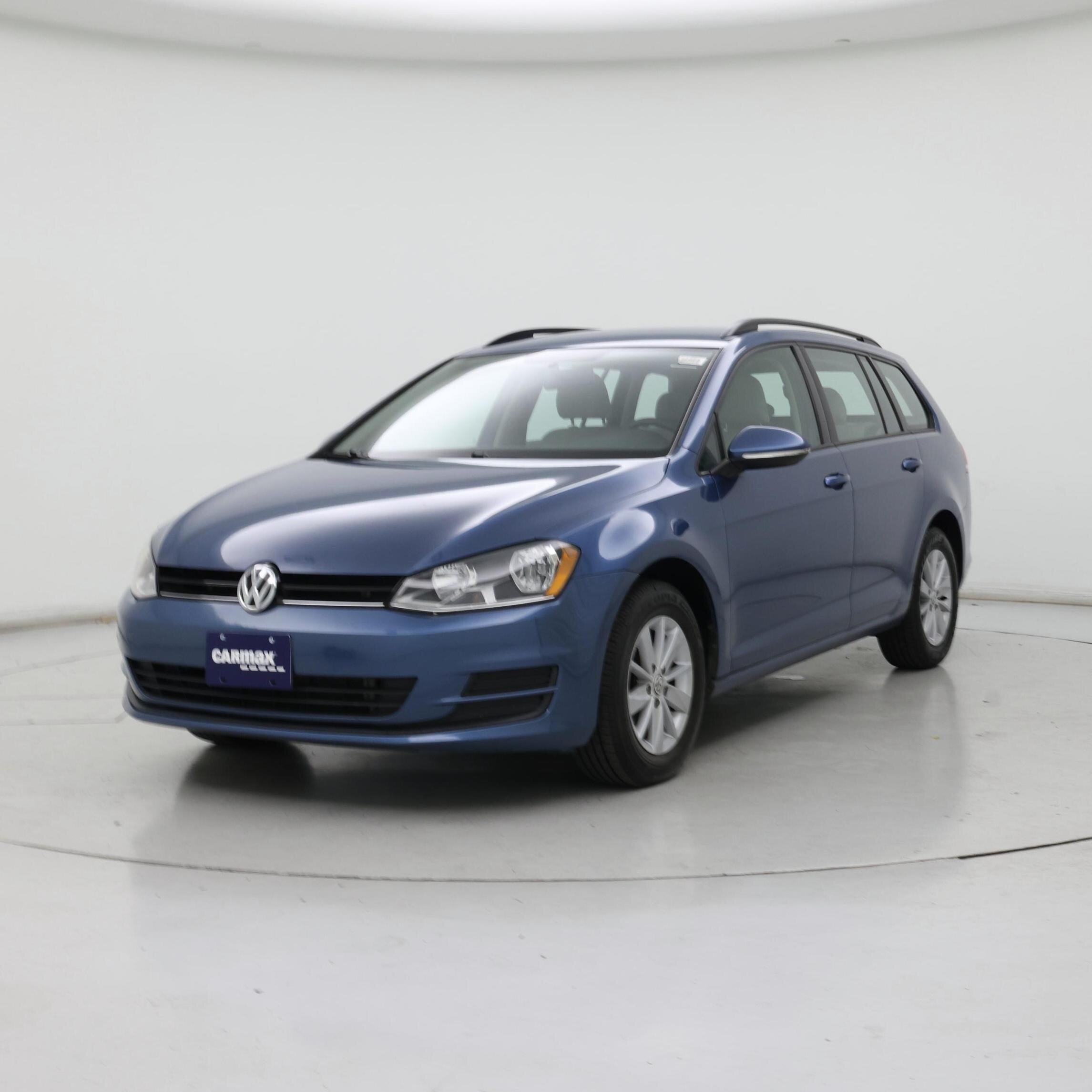 Thumbnail: 2016 Volkswagen Golf - 4