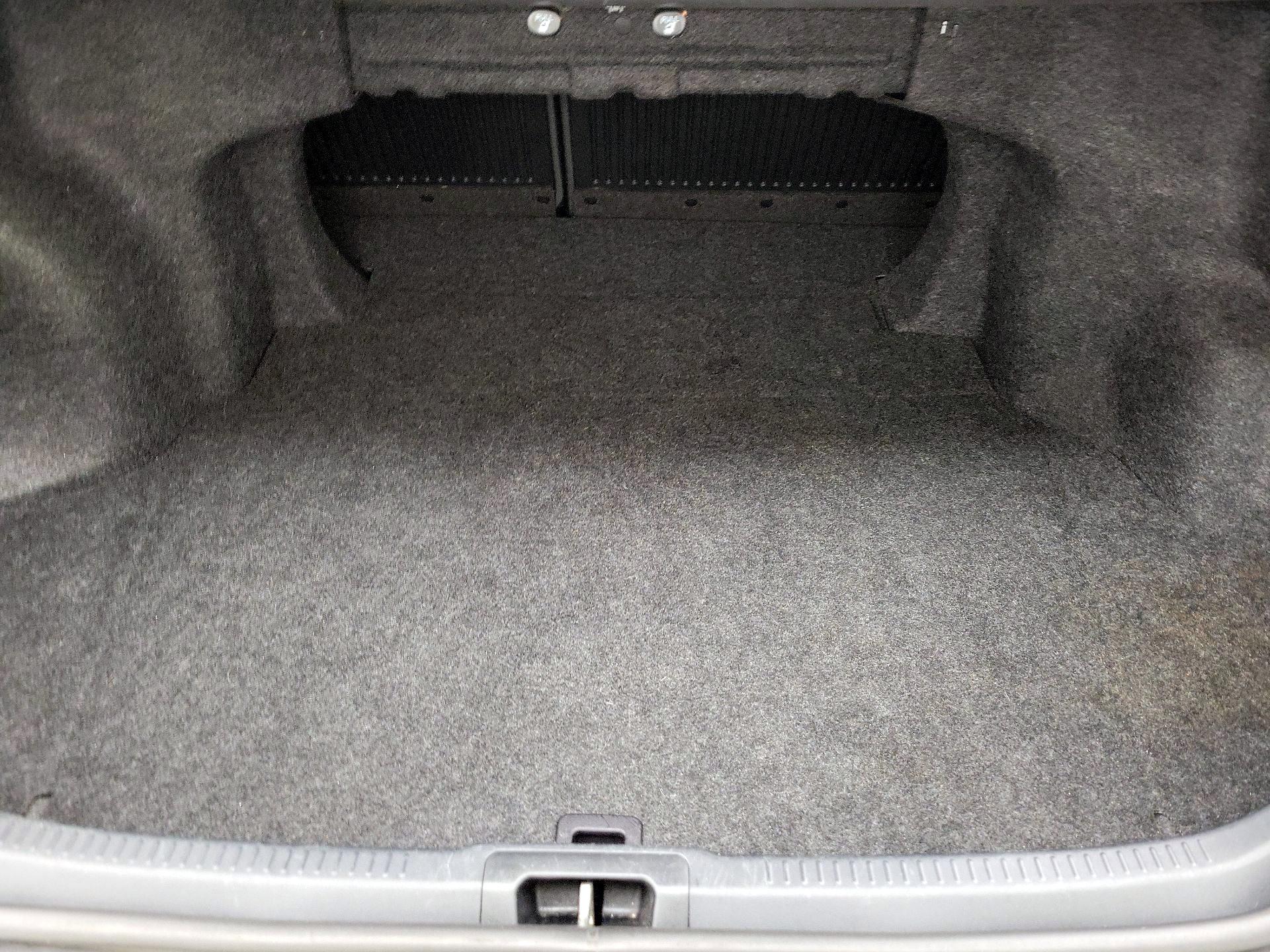 Thumbnail: 2013 Toyota Camry - 19