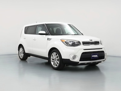 White 2018 Kia Soul +
