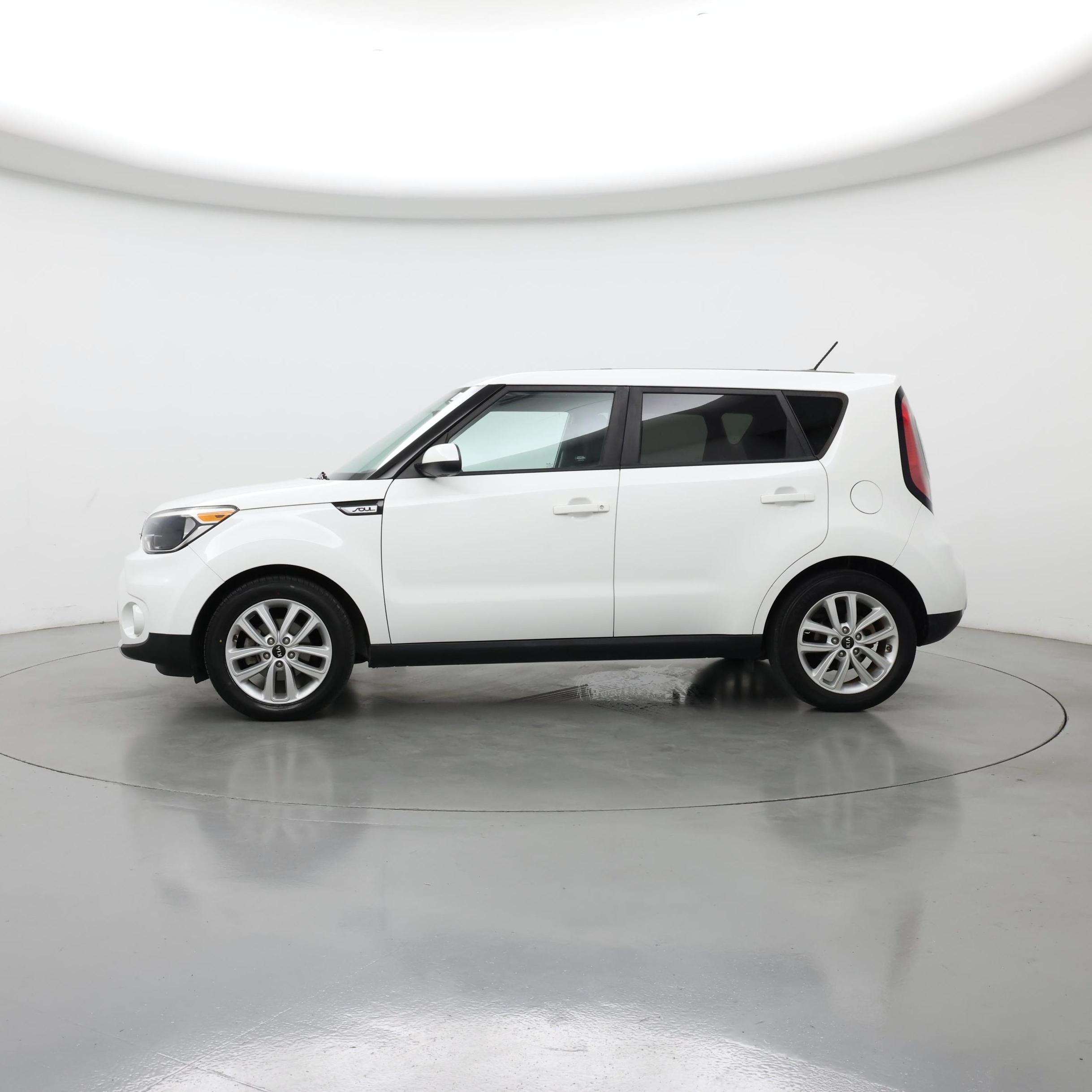 Thumbnail: 2018 Kia Soul - 3