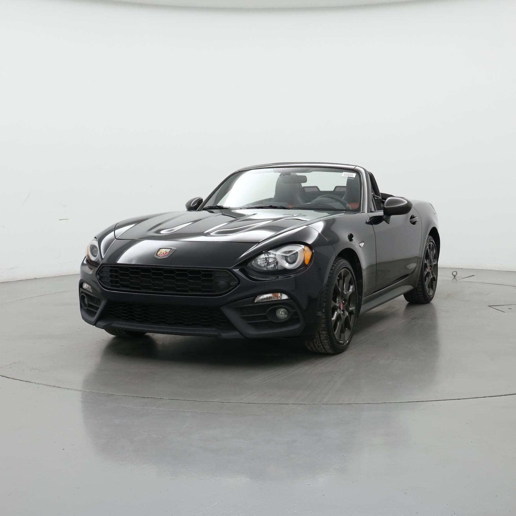 Thumbnail: 2019 Fiat 124 Spider - 4