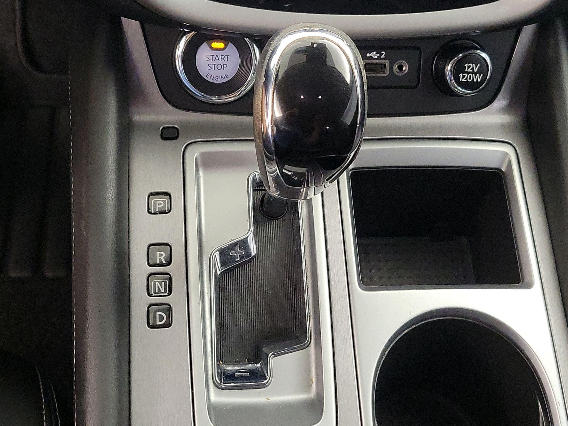 Thumbnail: 2020 Nissan Murano - 17